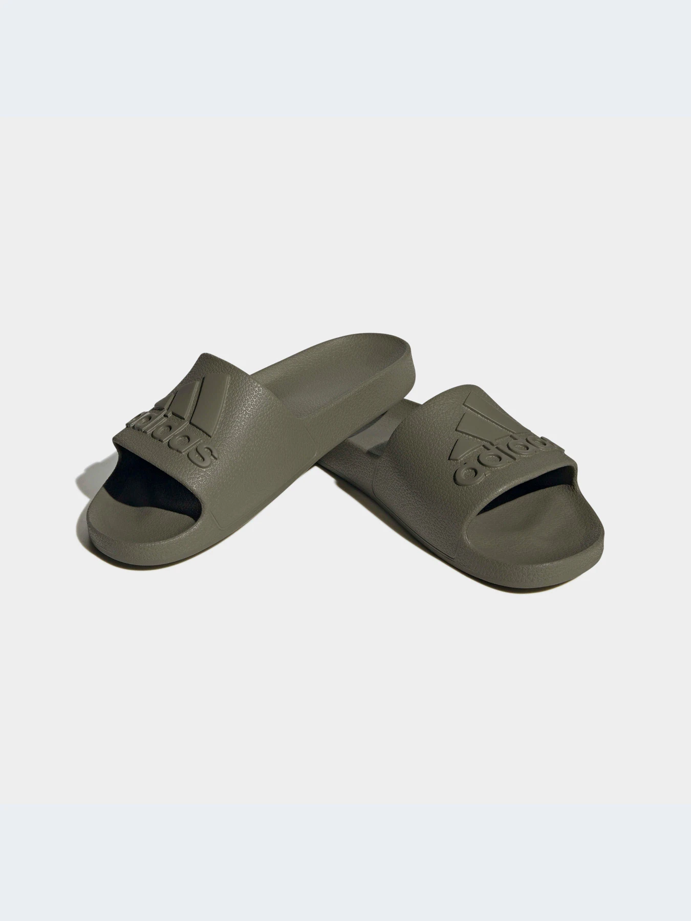 Шлёпанцы Adidas Adilette модель IF7372-KZ Шлёпанцы Adidas Adilette модель IF7372-KZ Фото