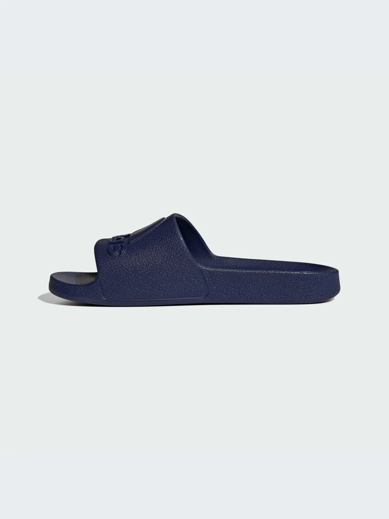 Шлёпанцы Adidas Adilette модель IF7374-KZ Шлёпанцы Adidas Adilette модель IF7374-KZ Фото