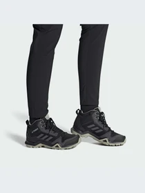 Ботинки и сапоги Adidas модель IF4877-KZ Фото