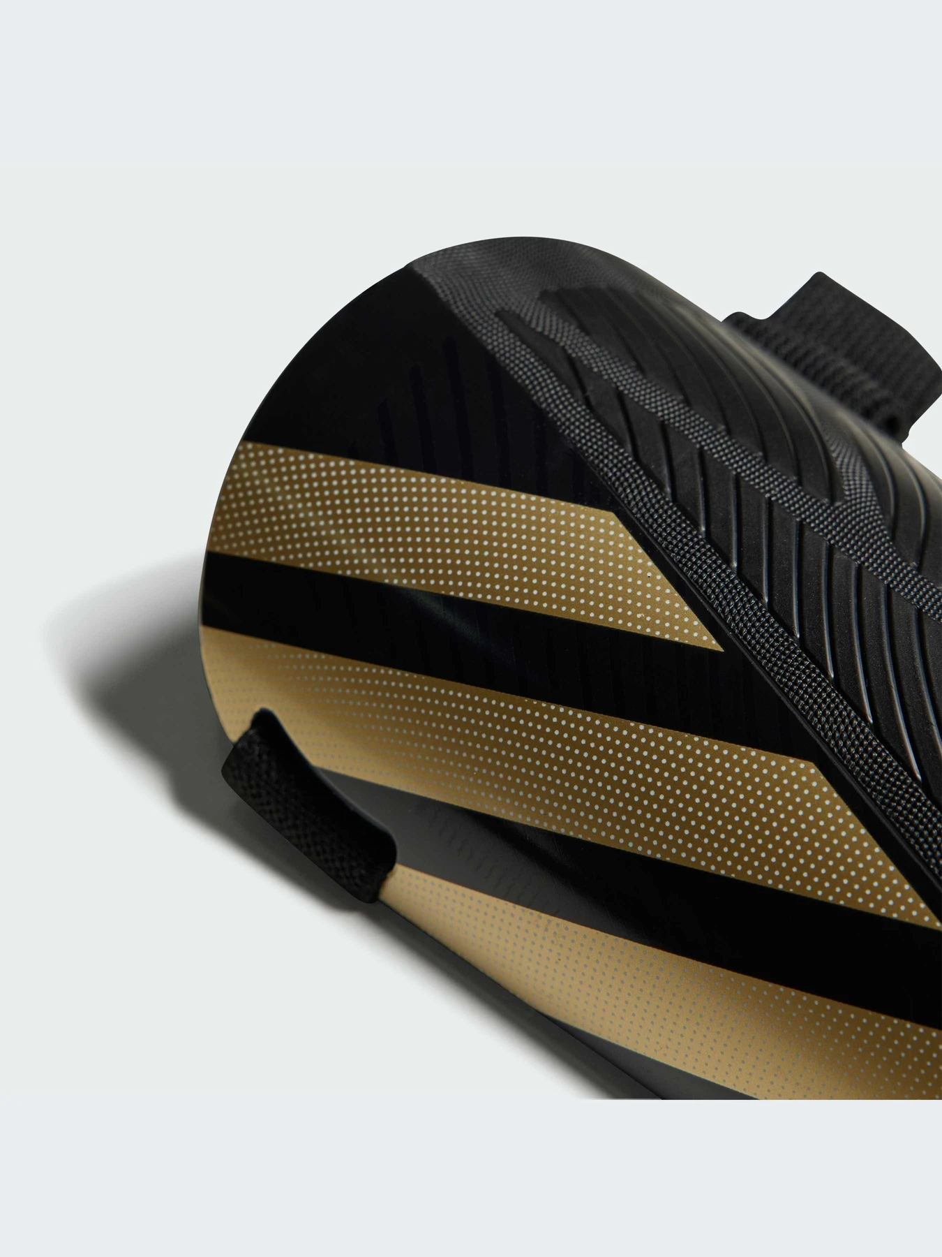 Щитки Adidas Tiro модель IP3997-KZ Щитки Adidas Tiro модель IP3997-KZ Фото