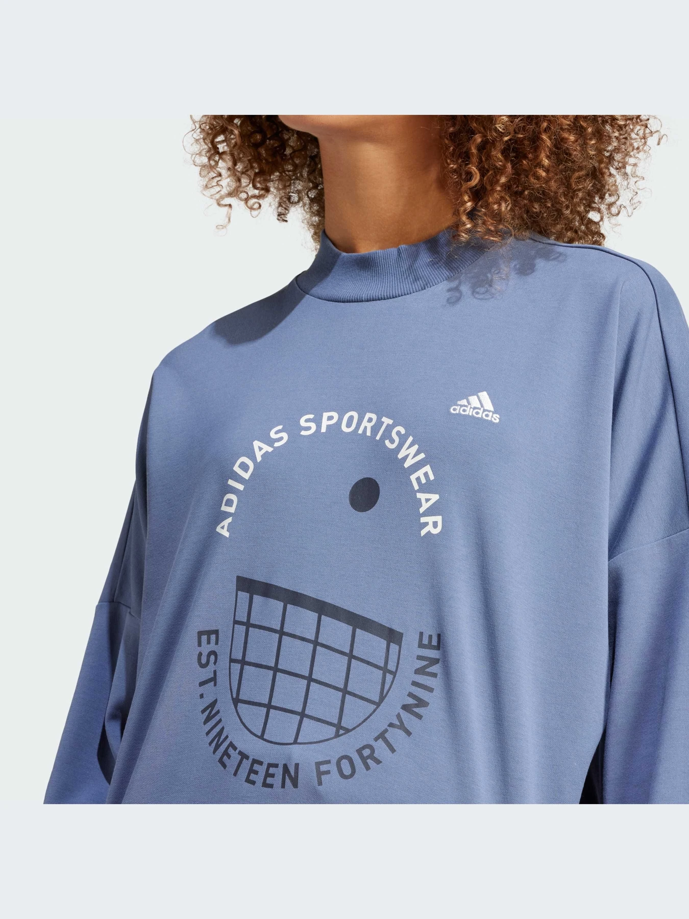 Худи и свитшоты Adidas модель IT4877-KZ Худи и свитшоты Adidas модель IT4877-KZ Фото