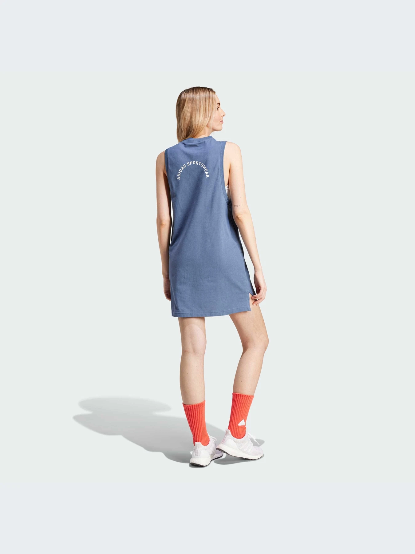 Платья Adidas модель IS4327-KZ Платья Adidas модель IS4327-KZ Фото