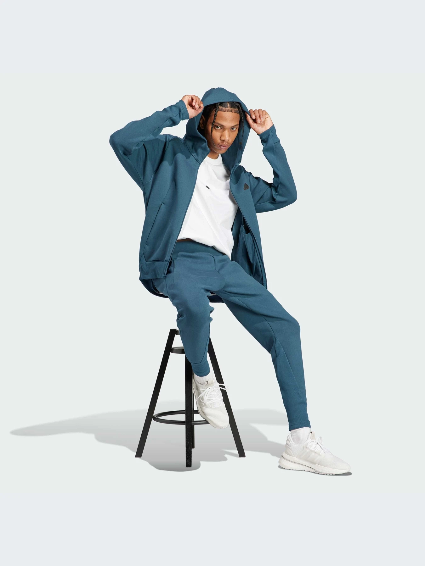 Худи и свитшоты Adidas ZNE модель IN5087-KZ Худи и свитшоты Adidas ZNE модель IN5087-KZ Фото