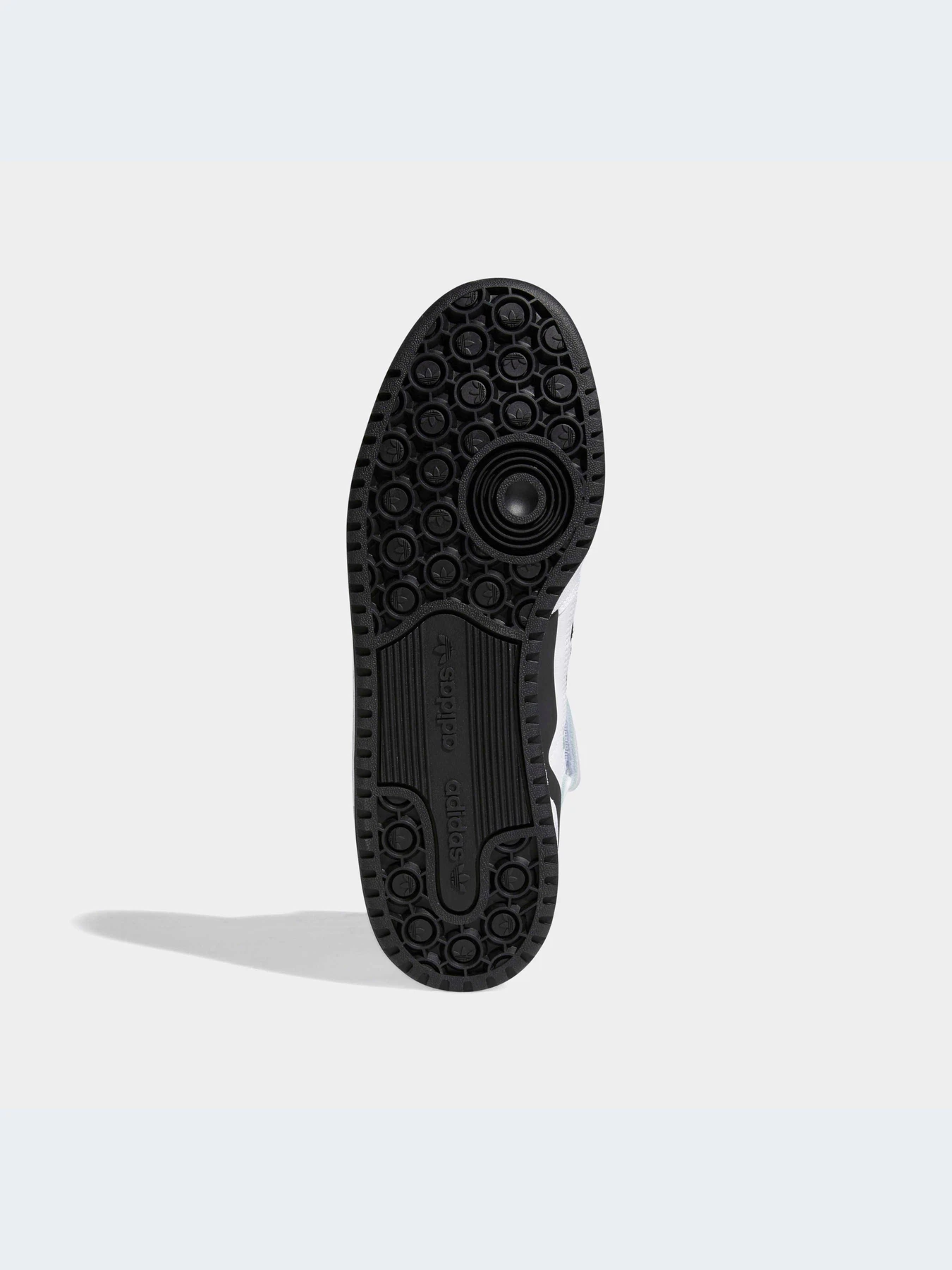 Кроссовки Adidas Forum модель FY7939-KZ Кроссовки Adidas Forum модель FY7939-KZ Фото