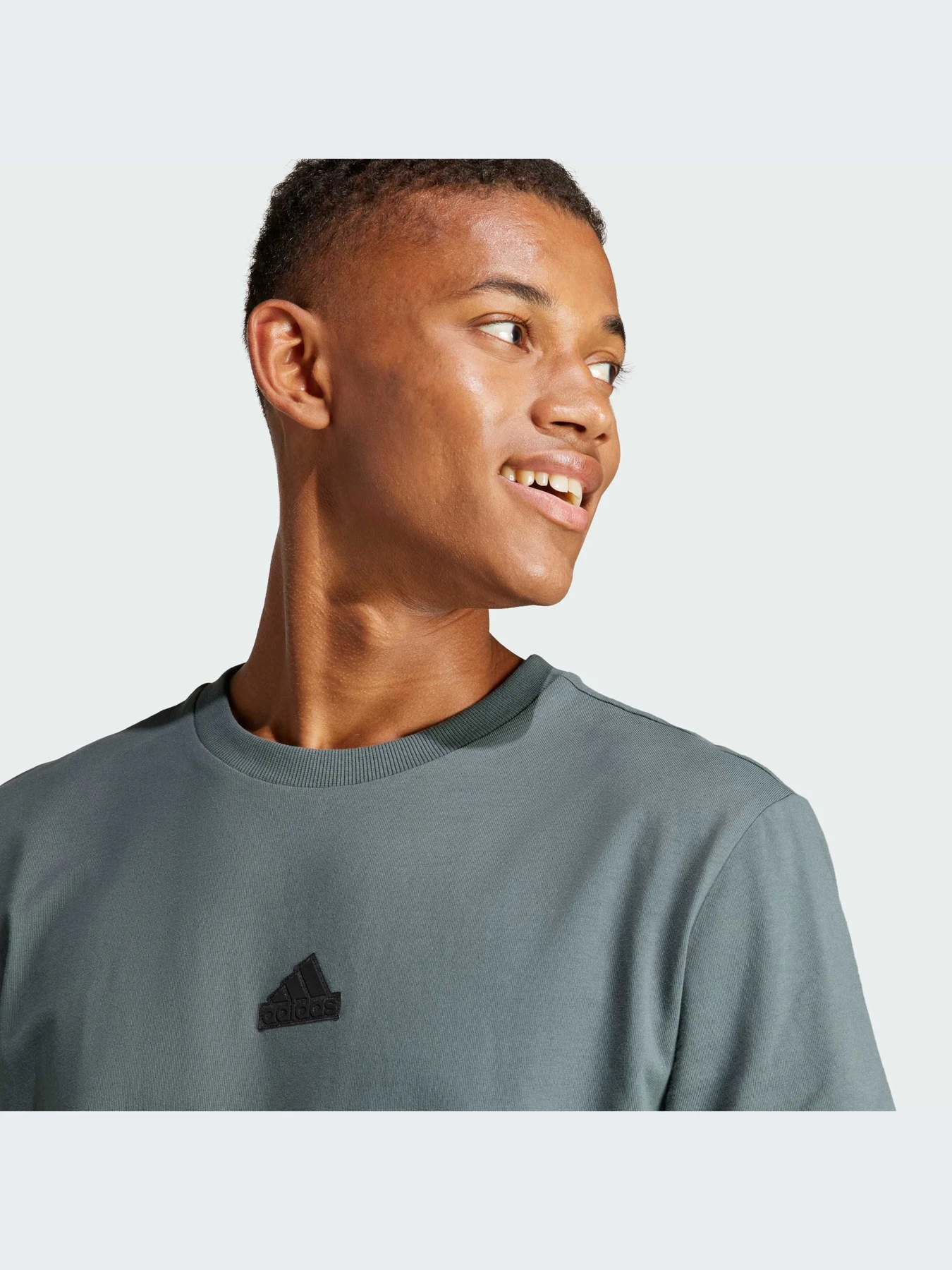 Футболки и поло Adidas модель IN3709-KZ Футболки и поло Adidas модель IN3709-KZ Фото