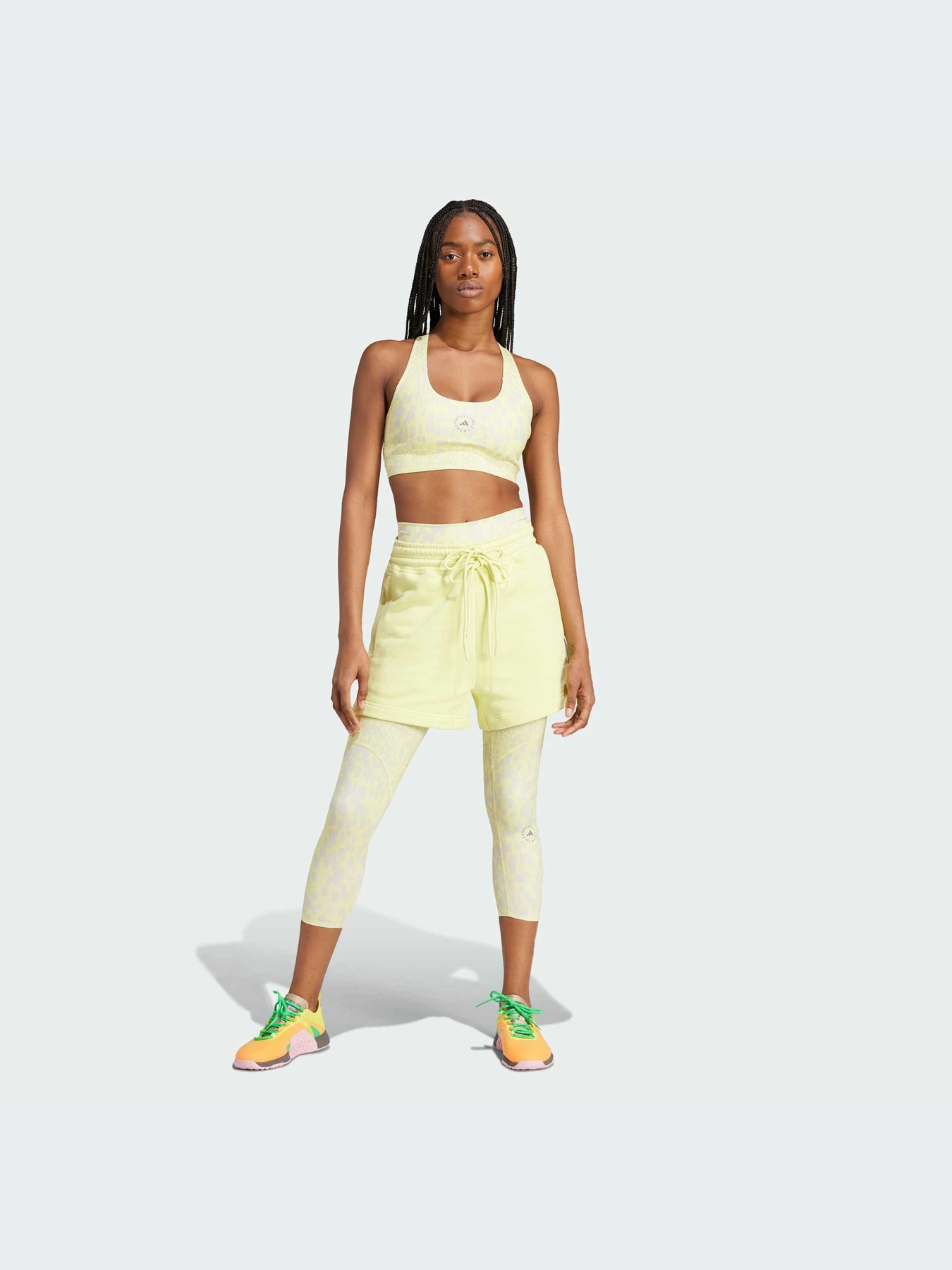 Шорты Adidas модель IT8275-KZ Шорты Adidas модель IT8275-KZ Фото
