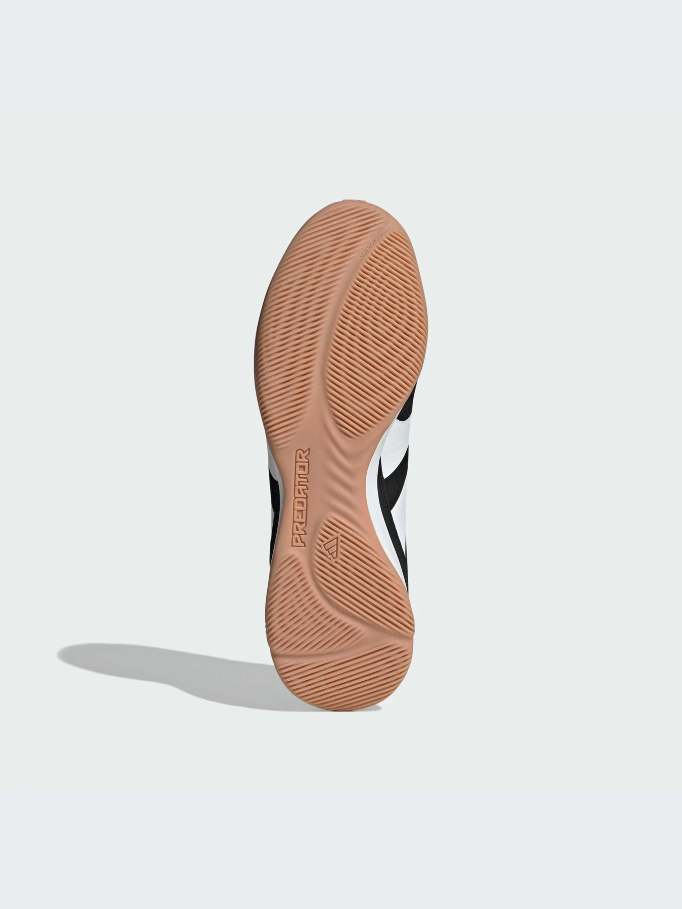 Кроссовки Adidas Predator модель IG5456-KZ Кроссовки Adidas Predator модель IG5456-KZ Фото