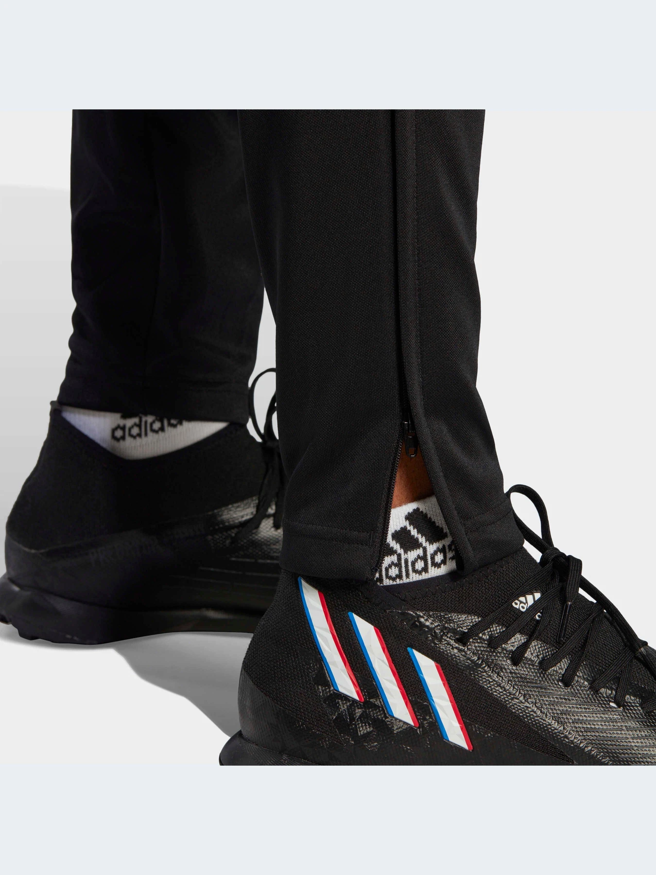 Брюки Adidas Tiro модель HS3619-KZ Брюки Adidas Tiro модель HS3619-KZ Фото