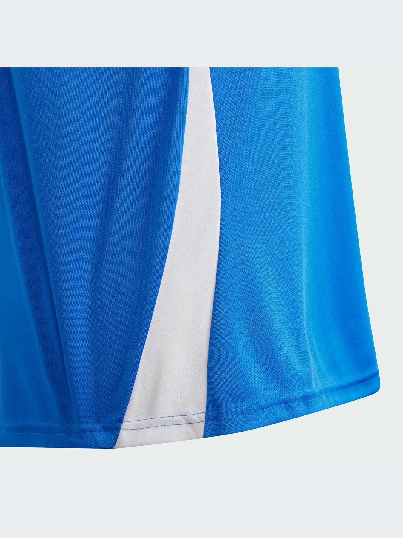 Футболки и поло Adidas модель IQ0500-KZ Футболки и поло Adidas модель IQ0500-KZ Фото