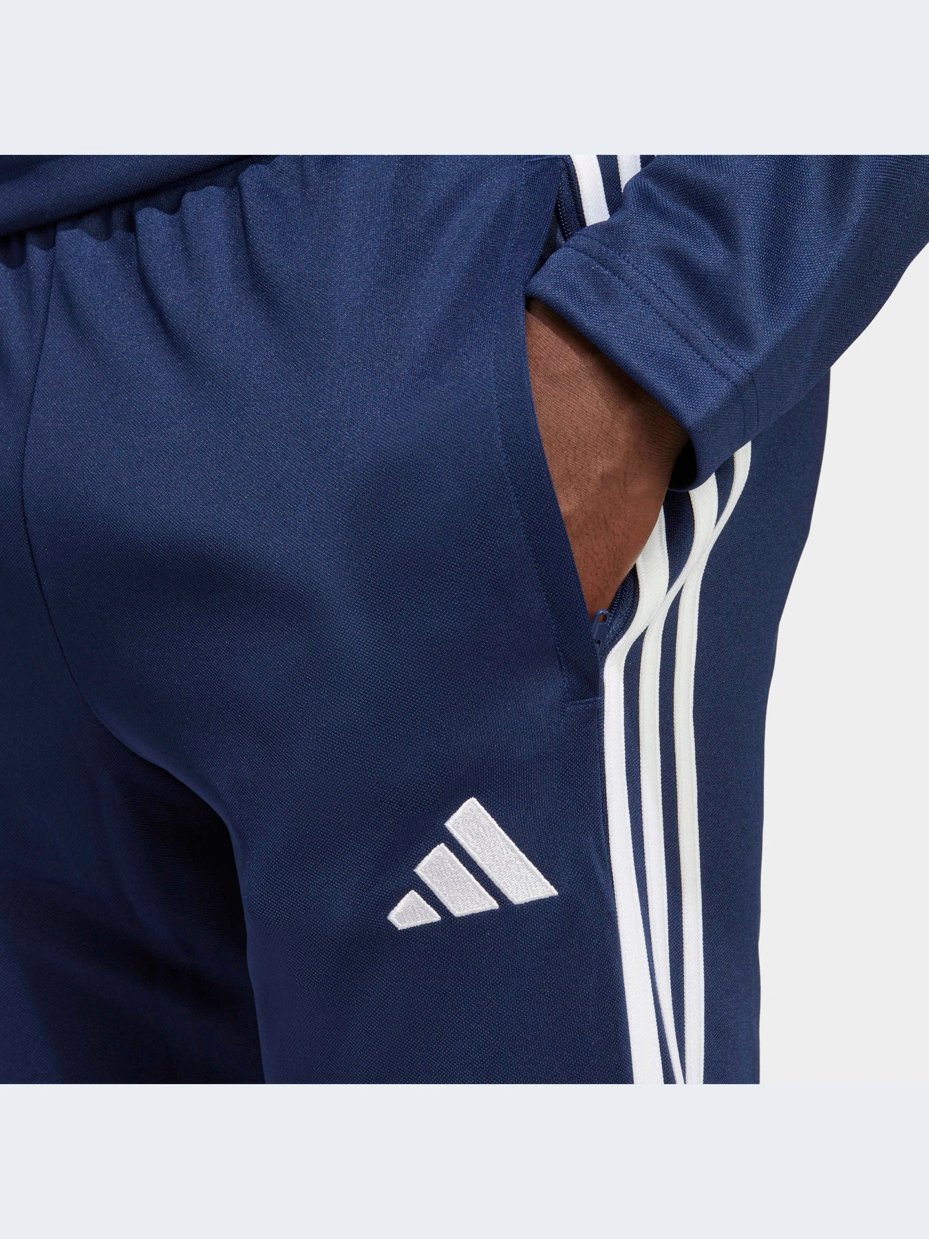Брюки Adidas Tiro модель HZ0173-KZ Брюки Adidas Tiro модель HZ0173-KZ Фото