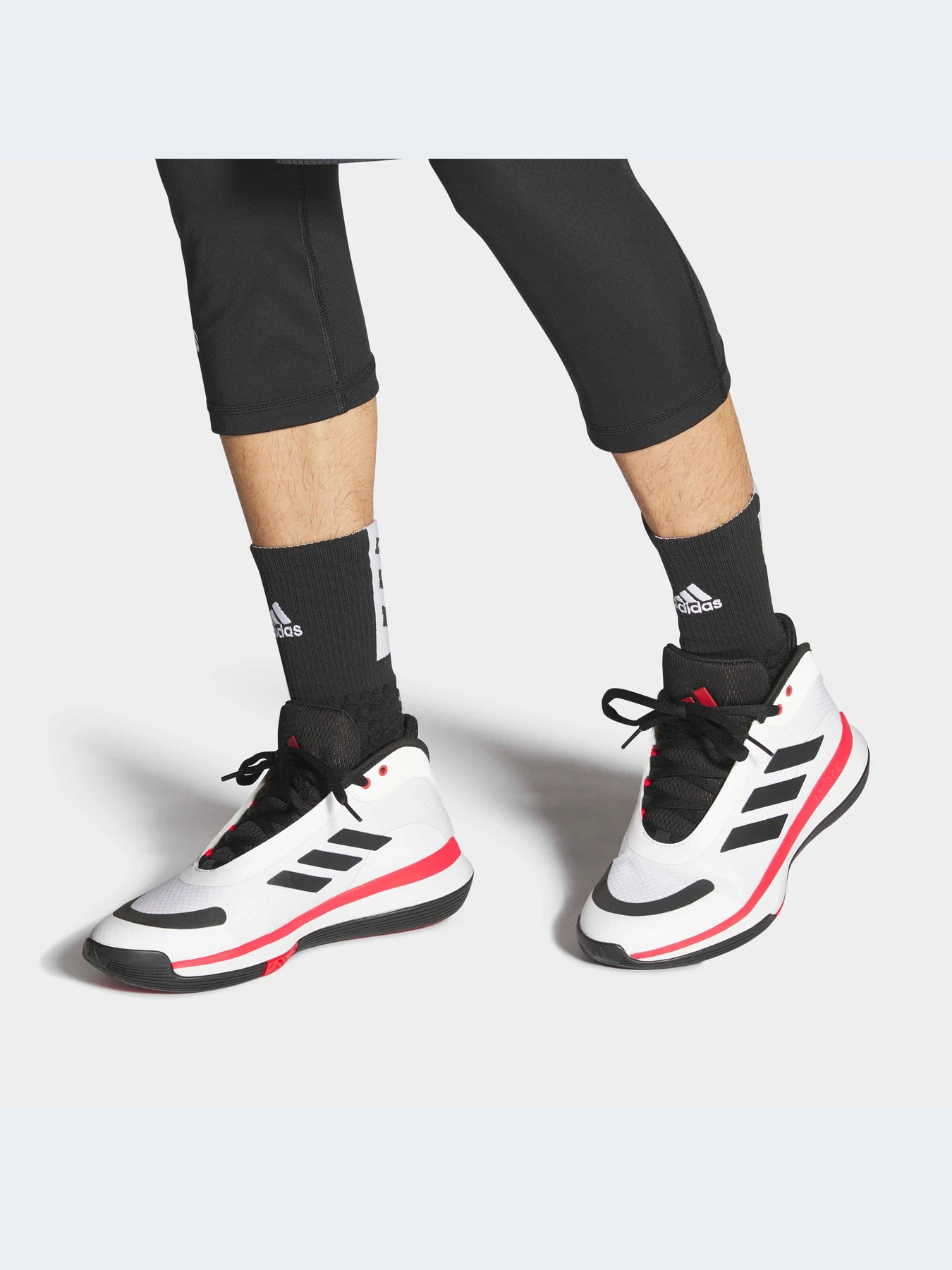 Кроссовки Adidas модель IE9277-KZ Кроссовки Adidas модель IE9277-KZ Фото