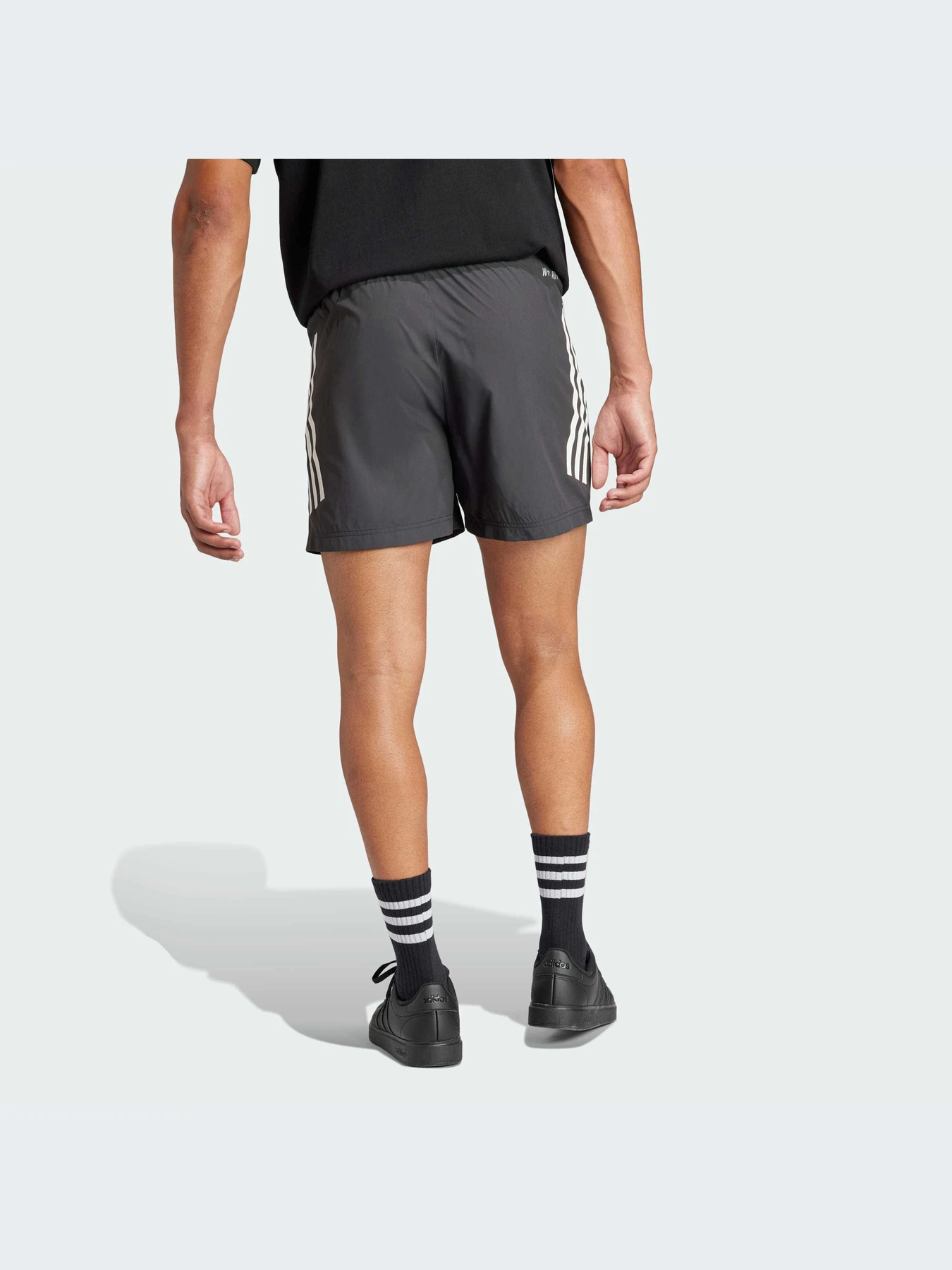 Шорты Adidas модель IR9221-KZ Шорты Adidas модель IR9221-KZ Фото