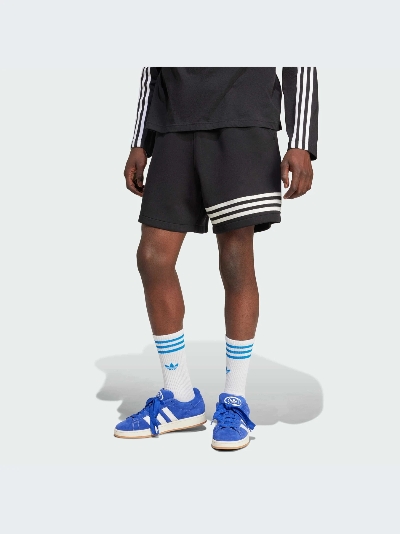 Шорты Adidas Adicolor модель IW0974-KZ Шорты Adidas Adicolor модель IW0974-KZ Фото