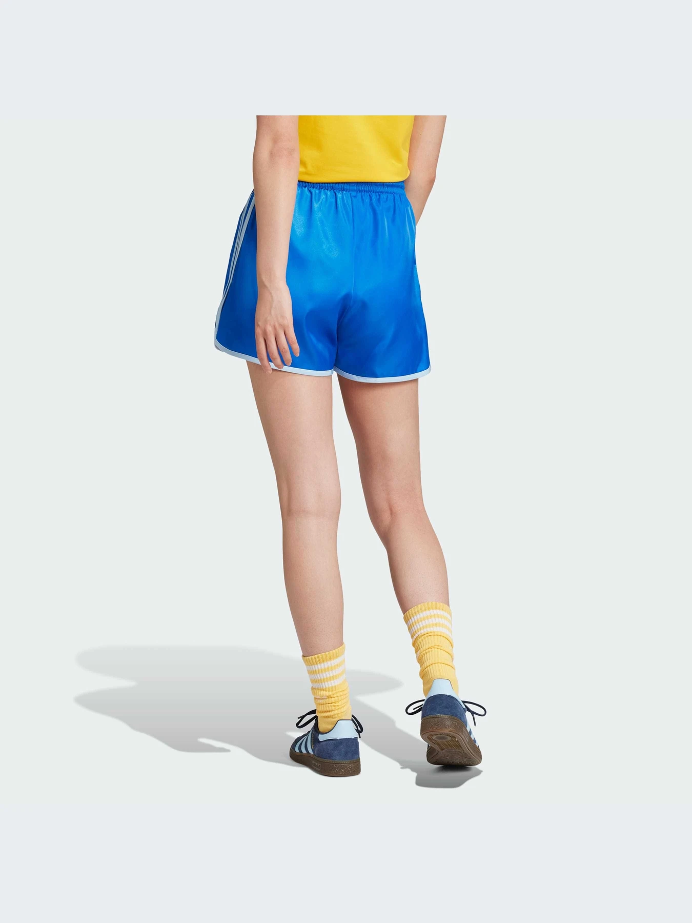 Шорты Adidas модель IX3536-KZ Шорты Adidas модель IX3536-KZ Фото