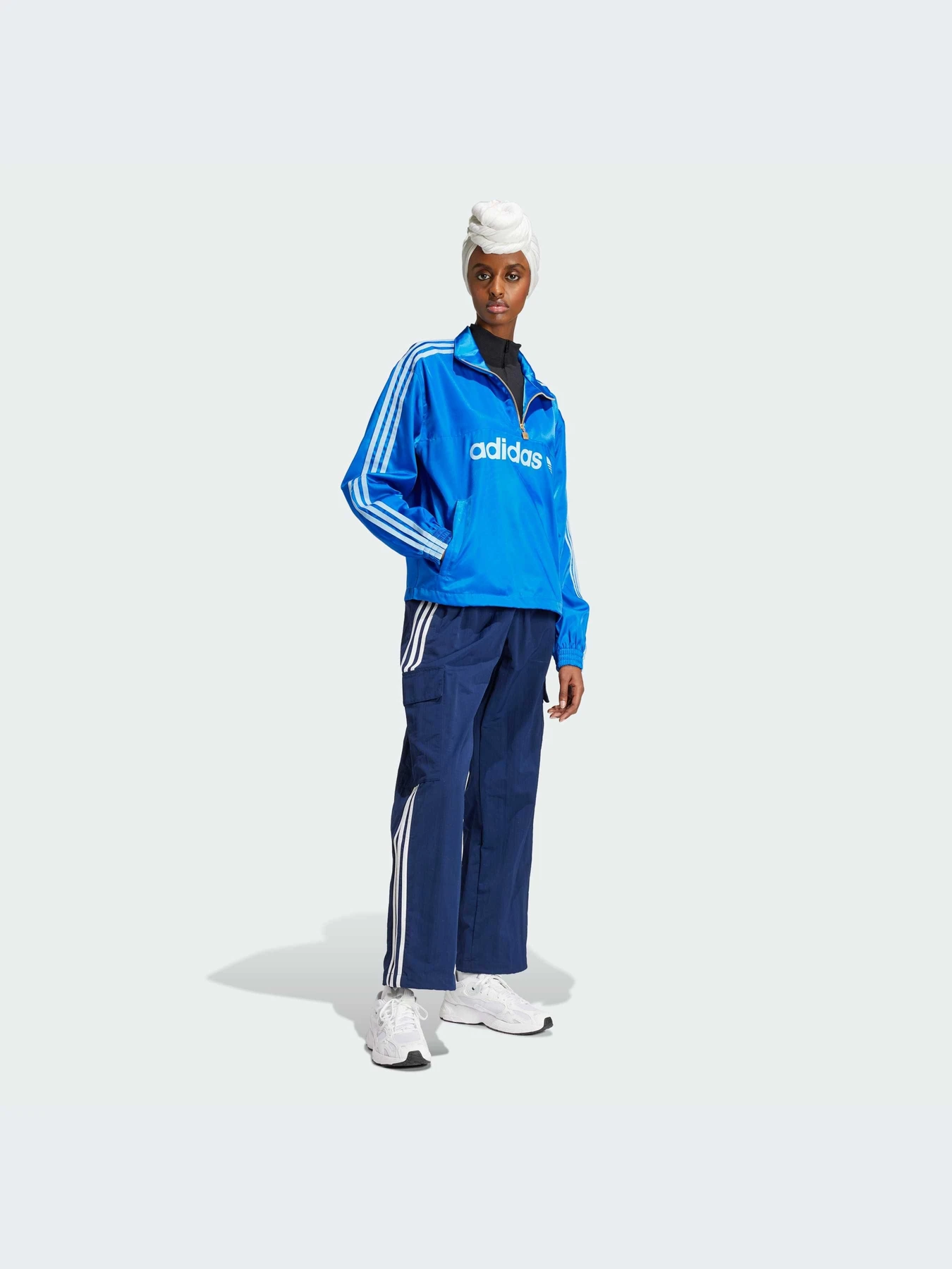 Куртки и дубленки Adidas модель IX3553-KZ Куртки и дубленки Adidas модель IX3553-KZ Фото