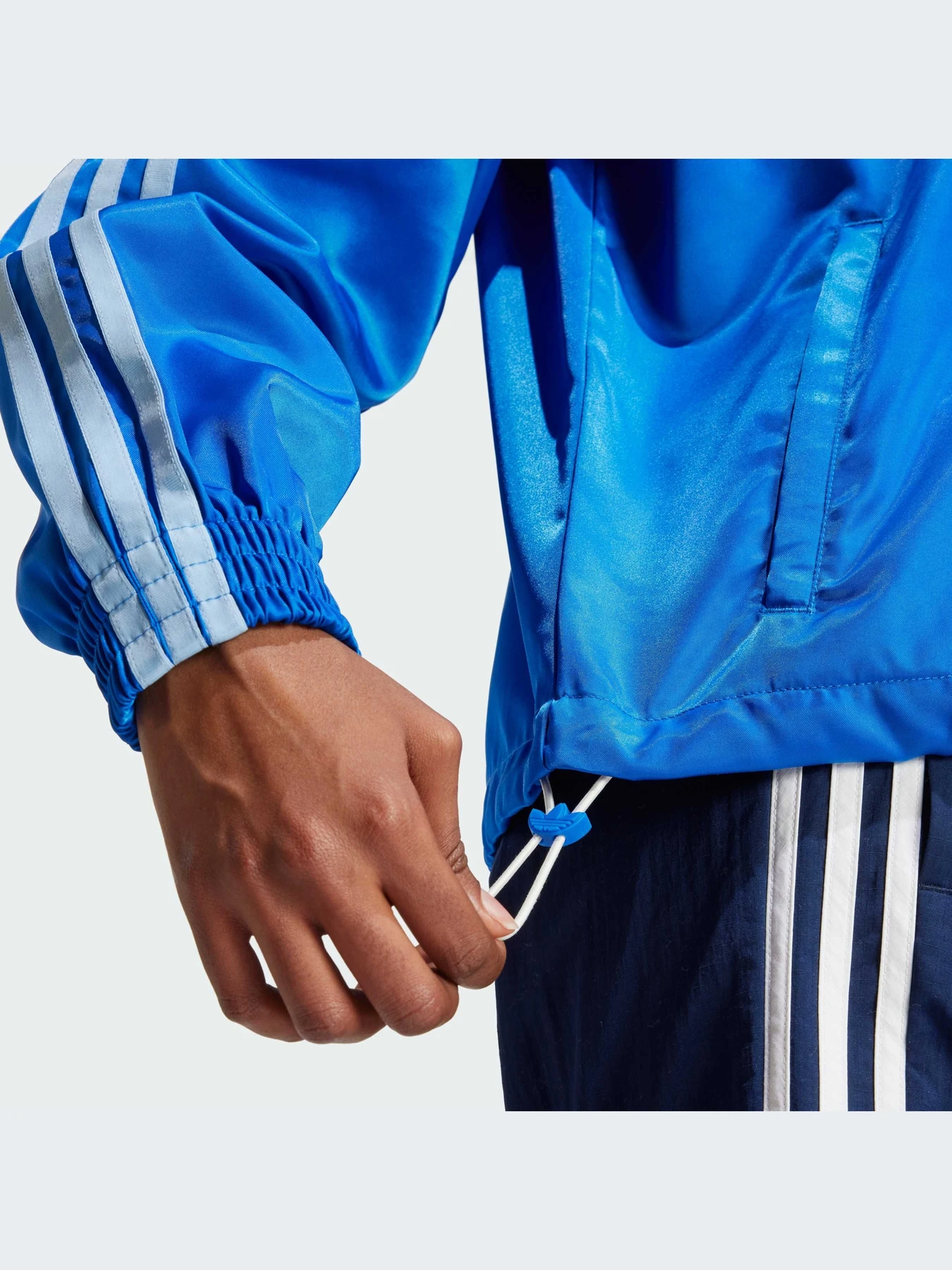 Куртки и дубленки Adidas модель IX3553-KZ Куртки и дубленки Adidas модель IX3553-KZ Фото
