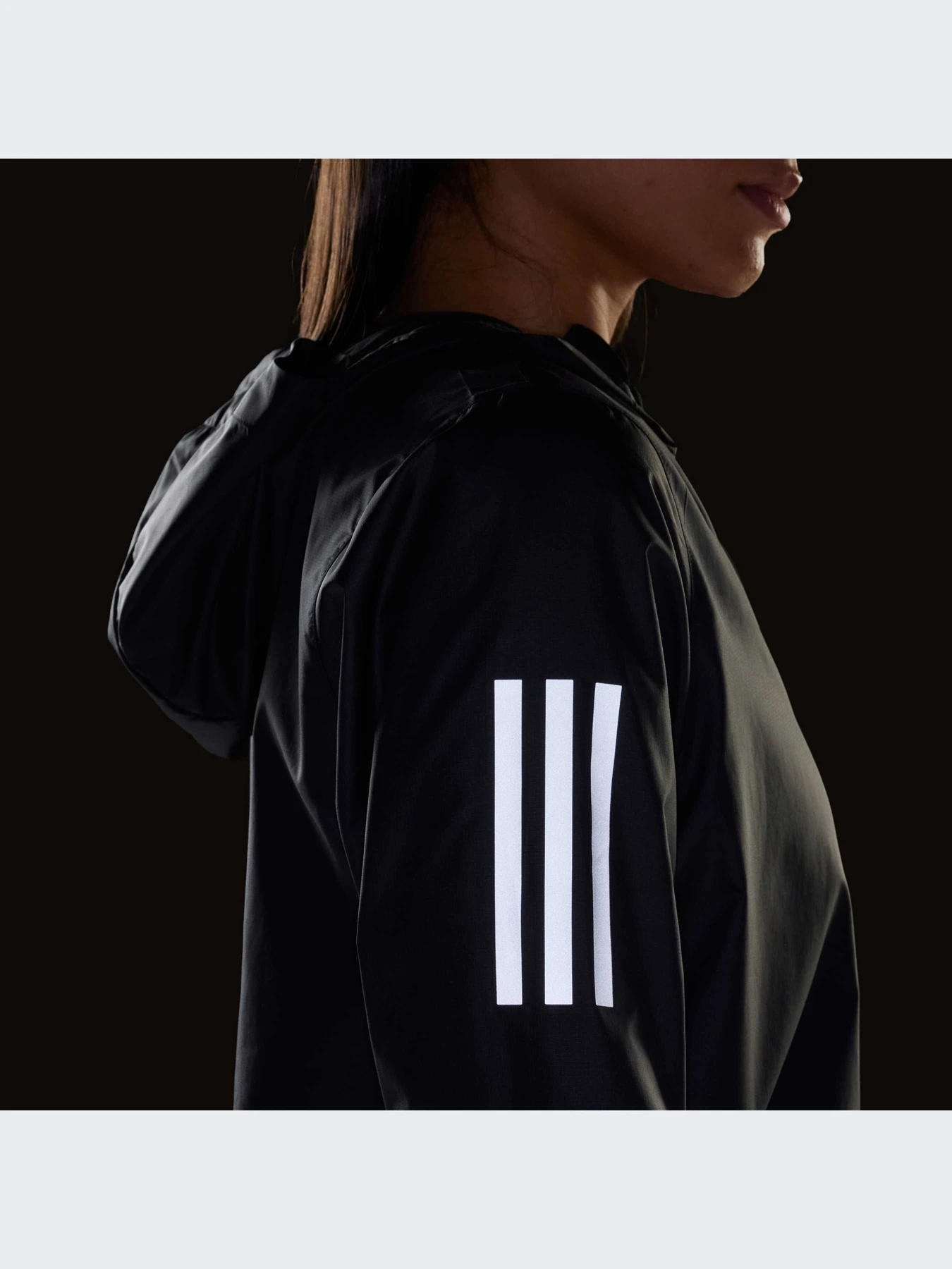 Куртки и дубленки Adidas модель IN1576-KZ Куртки и дубленки Adidas модель IN1576-KZ Фото