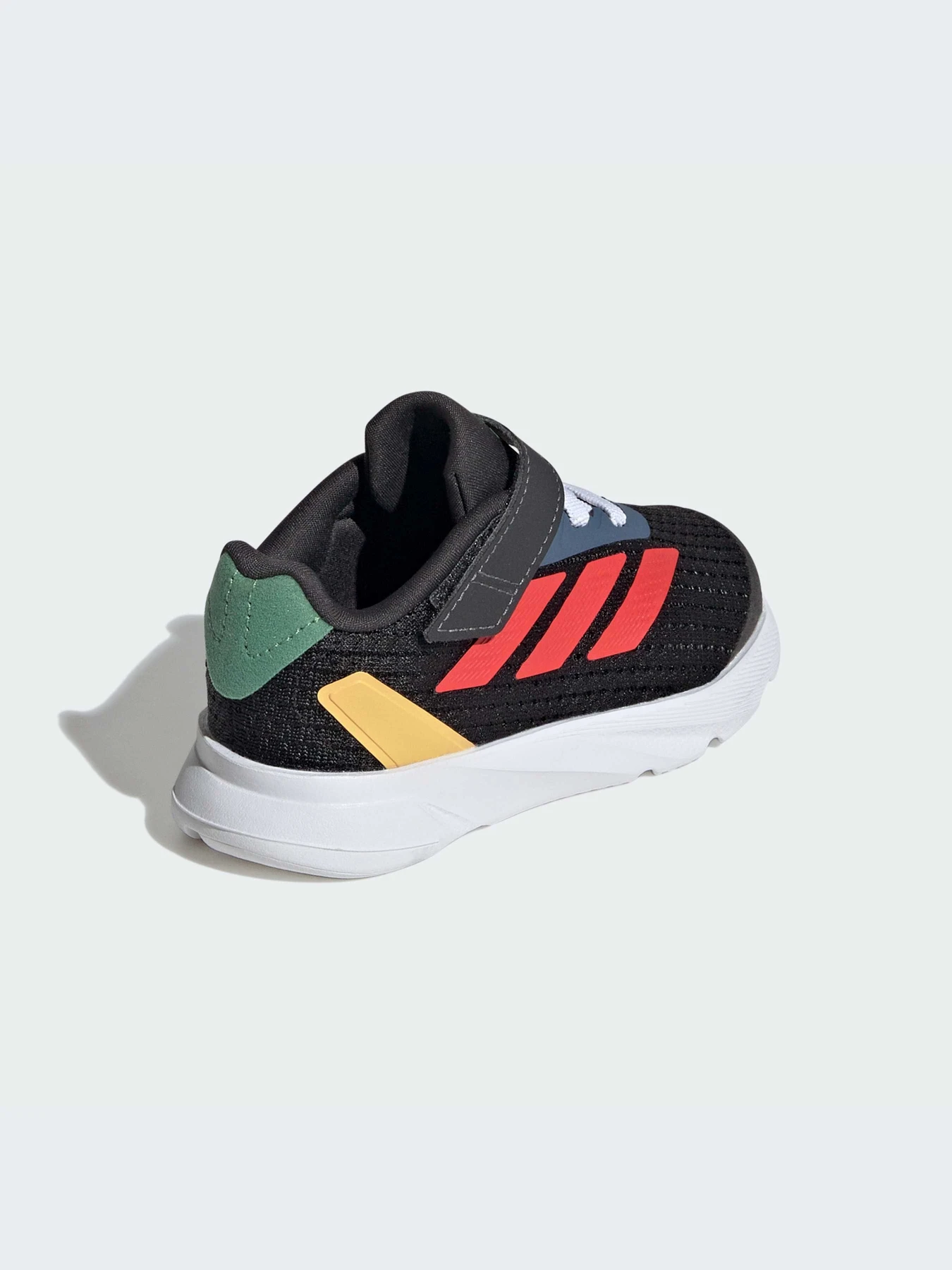 Кроссовки Adidas модель IF4046-KZ Кроссовки Adidas модель IF4046-KZ Фото