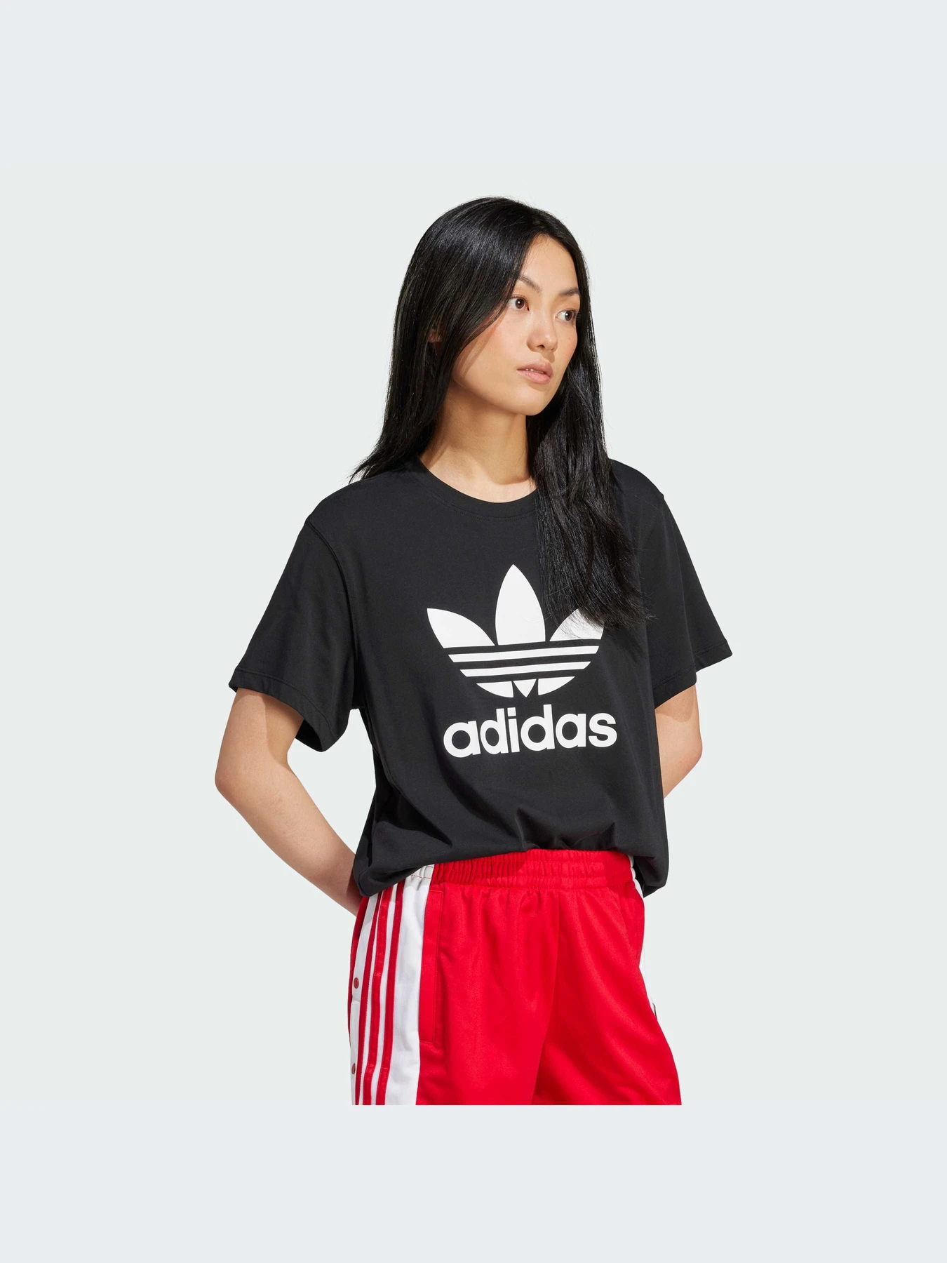 Футболки и поло Adidas Adicolor модель IU2422-KZ Футболки и поло Adidas Adicolor модель IU2422-KZ Фото