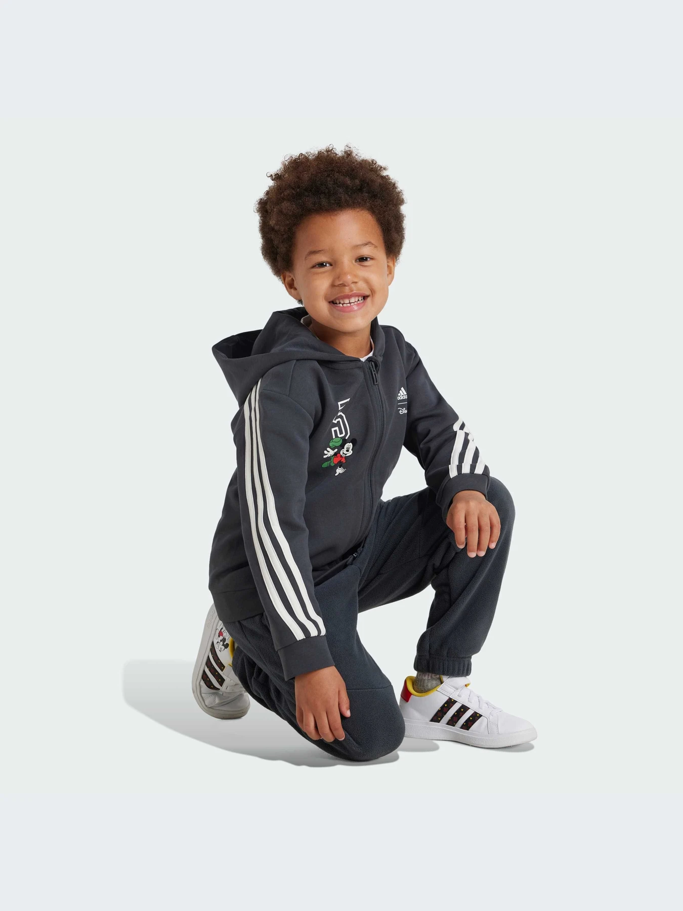Худи и свитшоты Adidas модель IV9621-KZ Худи и свитшоты Adidas модель IV9621-KZ Фото
