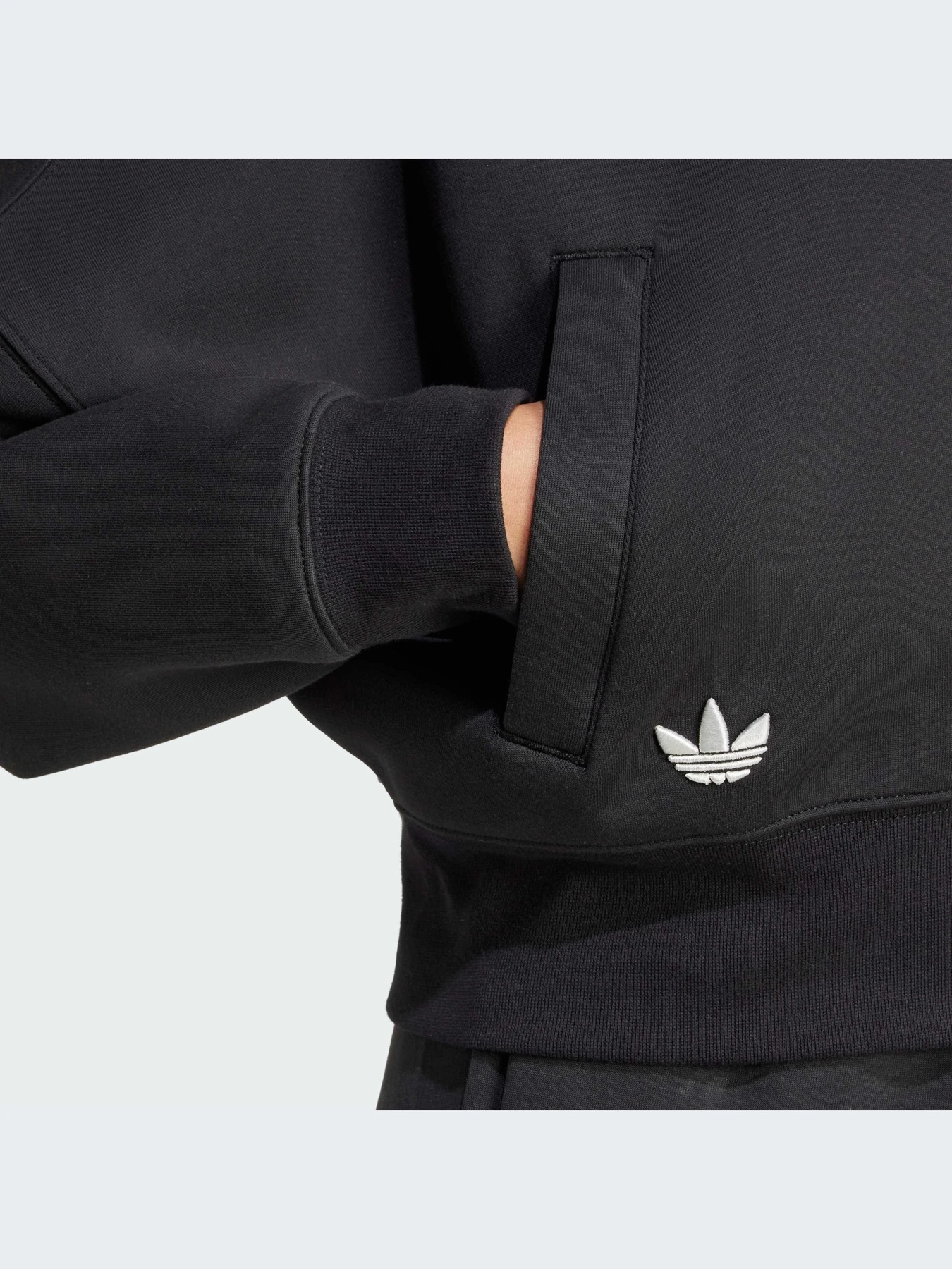Худи и свитшоты Adidas модель IW5601-KZ Худи и свитшоты Adidas модель IW5601-KZ Фото