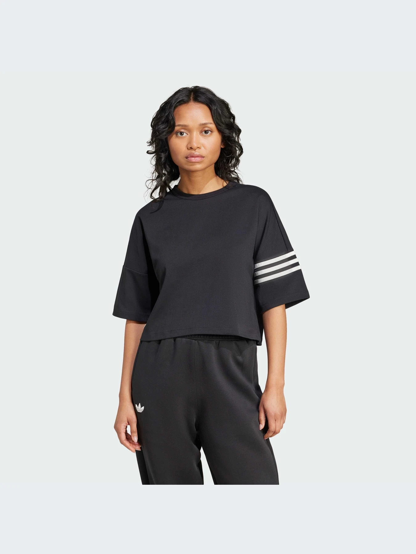 Футболки и поло Adidas модель IW5603-KZ Футболки и поло Adidas модель IW5603-KZ Фото