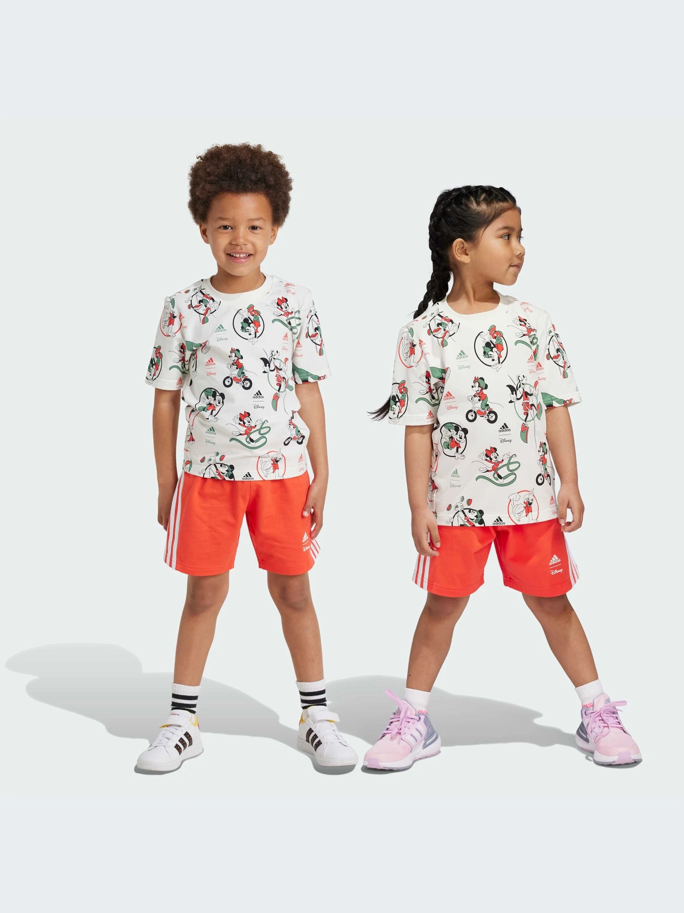 Костюмы Adidas модель IW0669-KZ Костюмы Adidas модель IW0669-KZ Фото