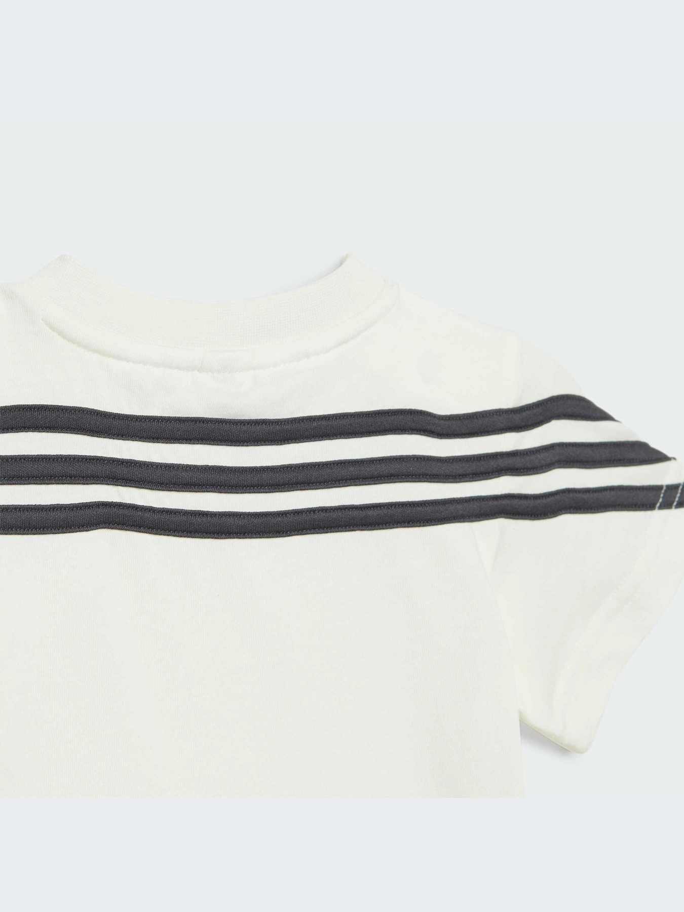 Футболки и поло Adidas модель IW0661-KZ Футболки и поло Adidas модель IW0661-KZ Фото