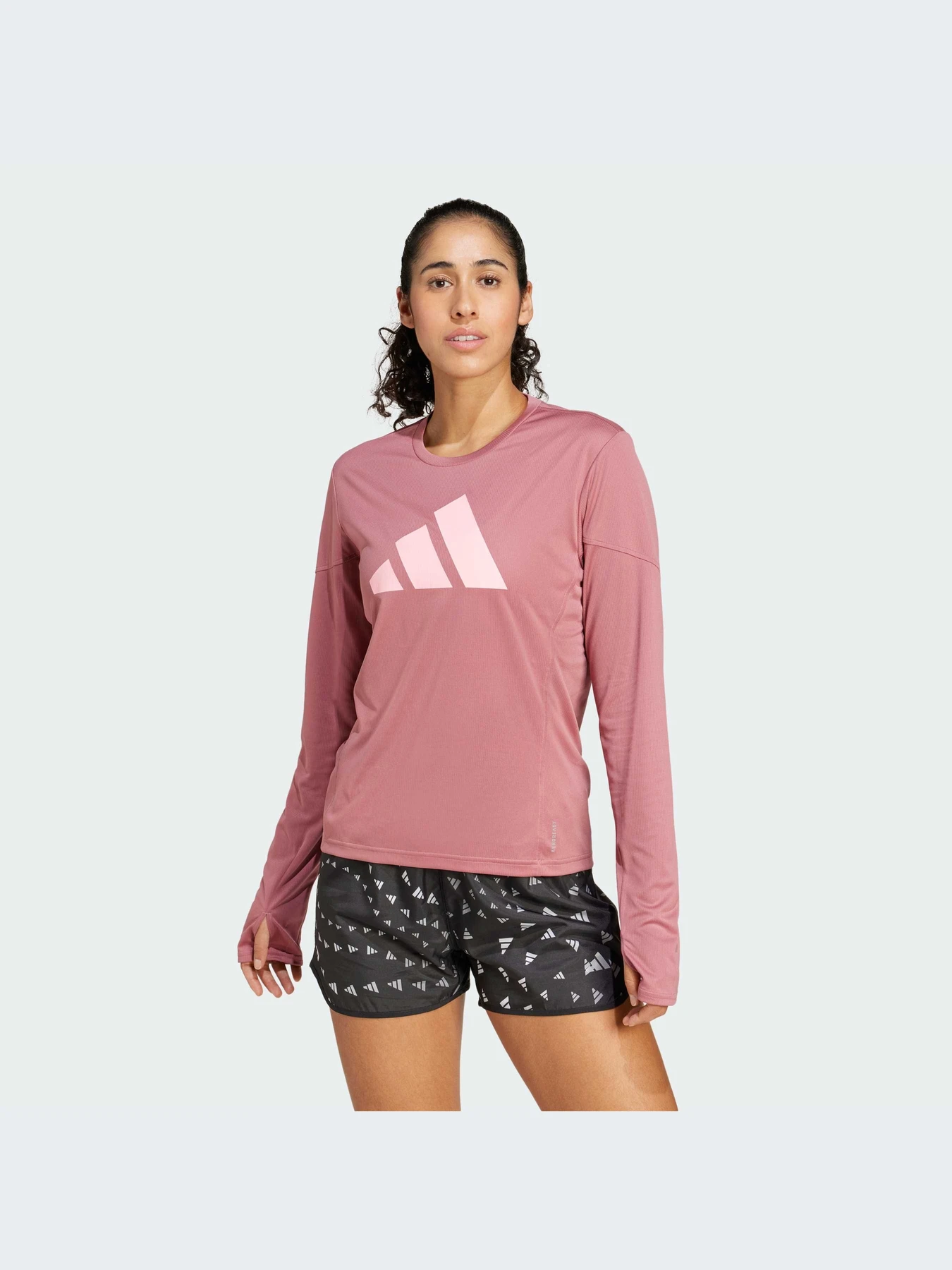 Худи и свитшоты Adidas модель IW8458-KZ Худи и свитшоты Adidas модель IW8458-KZ Фото