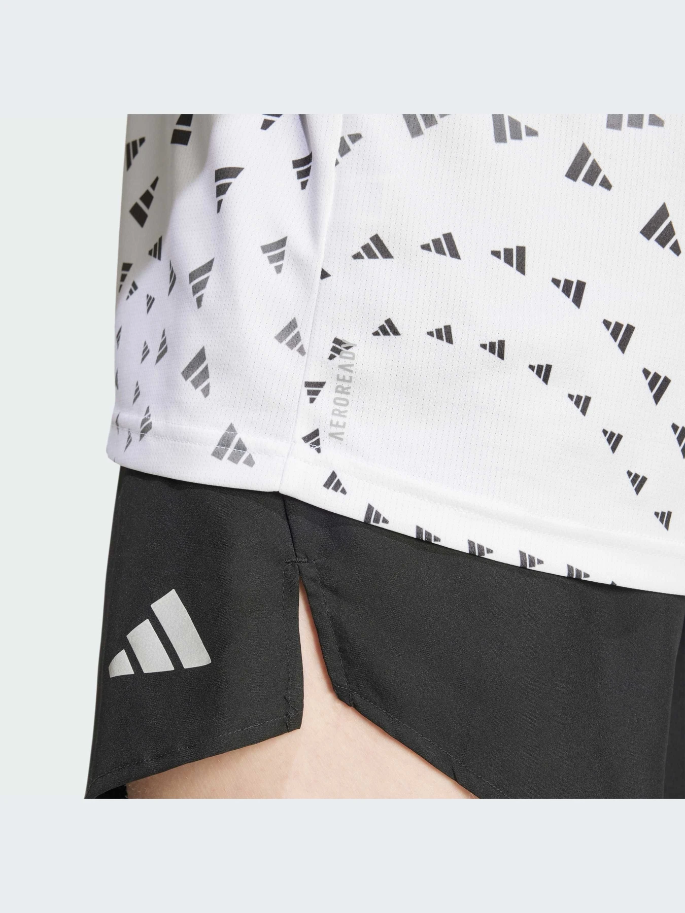 Футболки и поло Adidas модель IY1538-KZ Футболки и поло Adidas модель IY1538-KZ Фото
