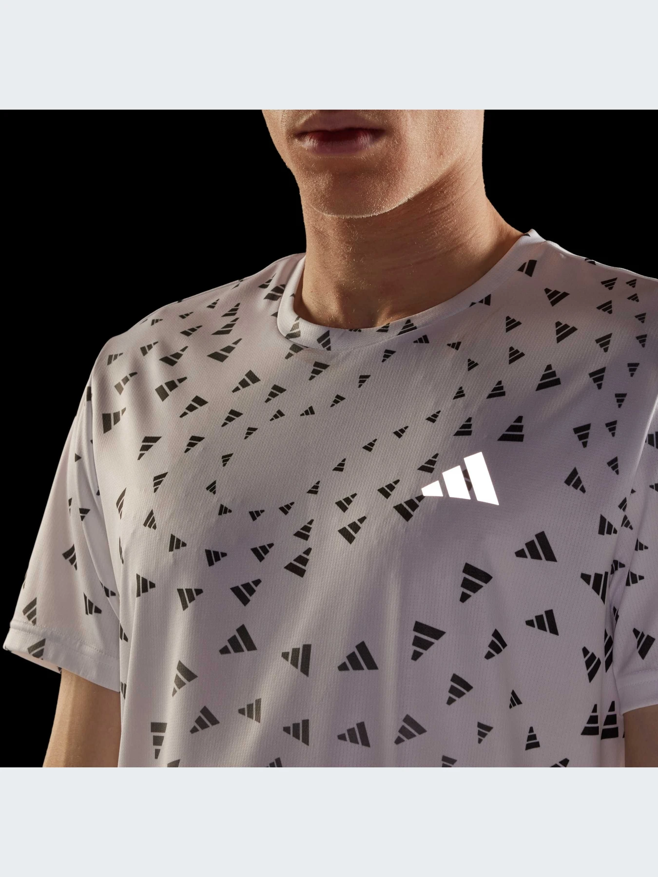 Футболки и поло Adidas модель IY1538-KZ Футболки и поло Adidas модель IY1538-KZ Фото