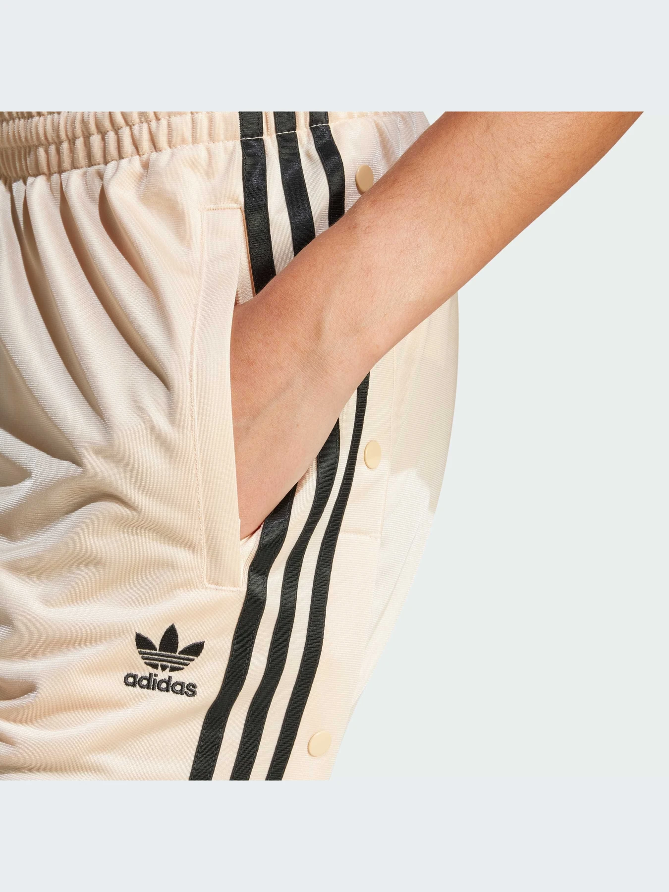 Брюки Adidas модель IY9176-KZ Брюки Adidas модель IY9176-KZ Фото