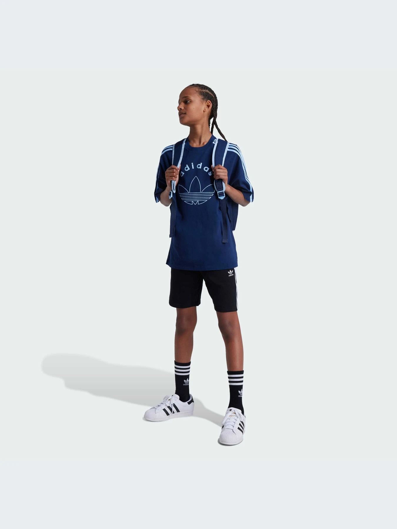 Шорты Adidas Adicolor модель IY7481-KZ Шорты Adidas Adicolor модель IY7481-KZ Фото