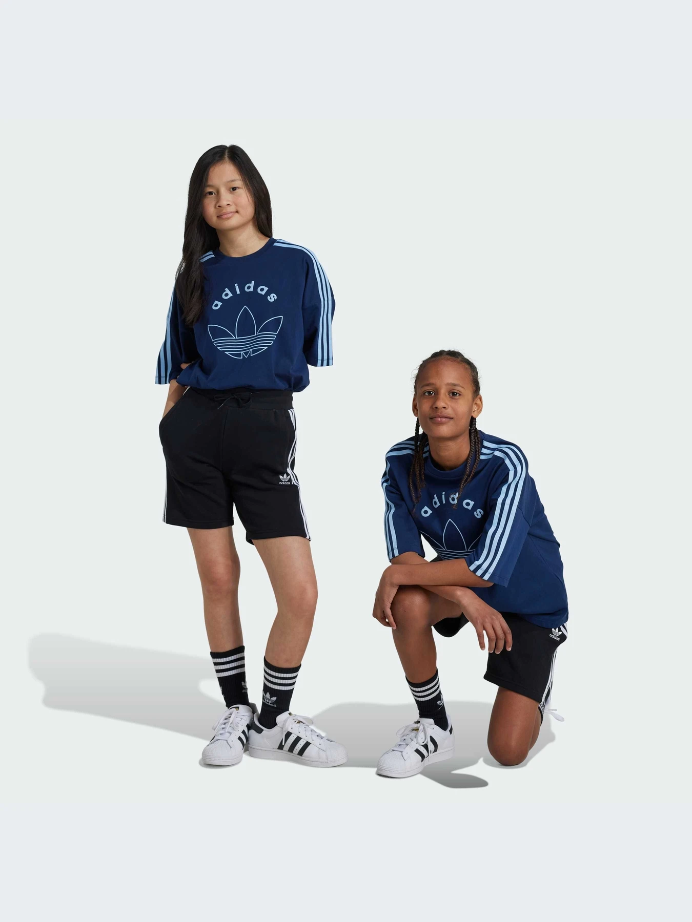 Шорты Adidas Adicolor модель IY7481-KZ Шорты Adidas Adicolor модель IY7481-KZ Фото