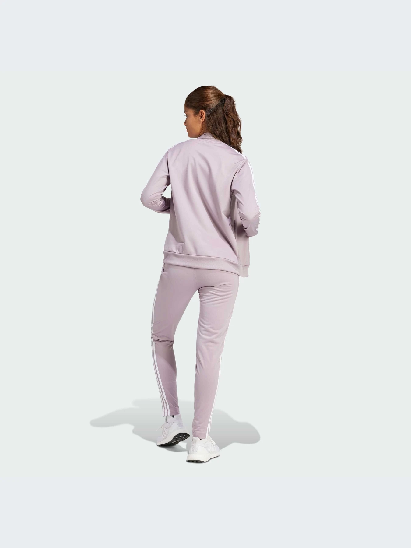 Костюмы Adidas модель IS0852-KZ Костюмы Adidas модель IS0852-KZ Фото