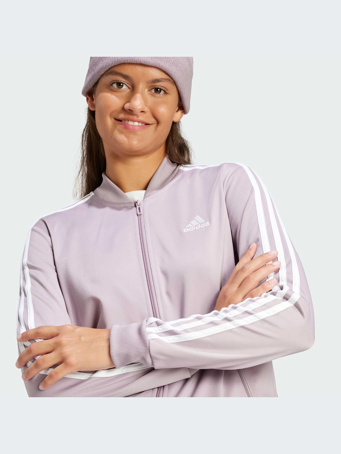 Костюмы Adidas модель IS0852-KZ Костюмы Adidas модель IS0852-KZ Фото