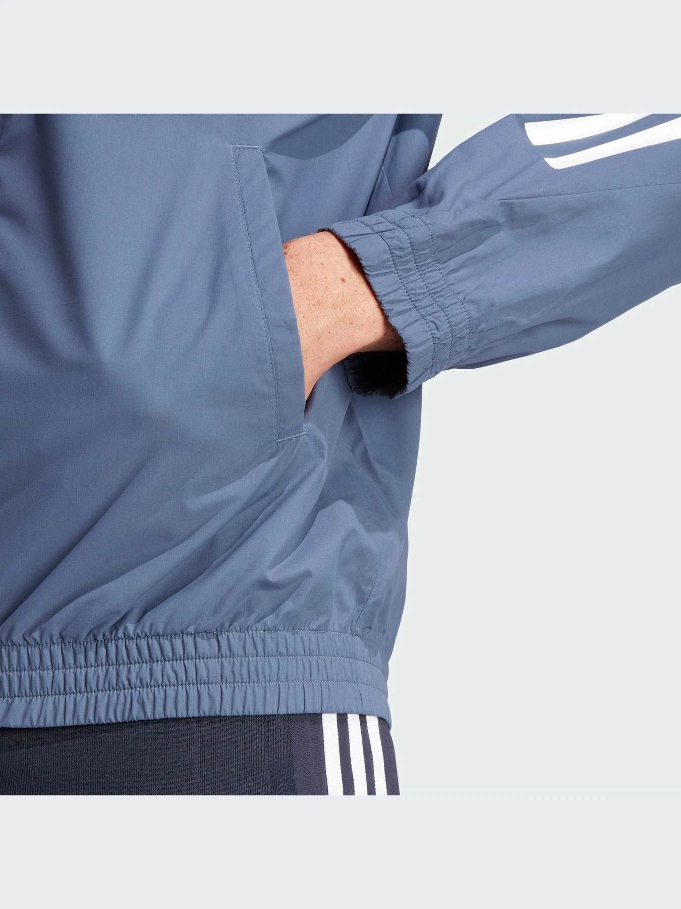 Худи и свитшоты Adidas модель IR9237-KZ Худи и свитшоты Adidas модель IR9237-KZ Фото