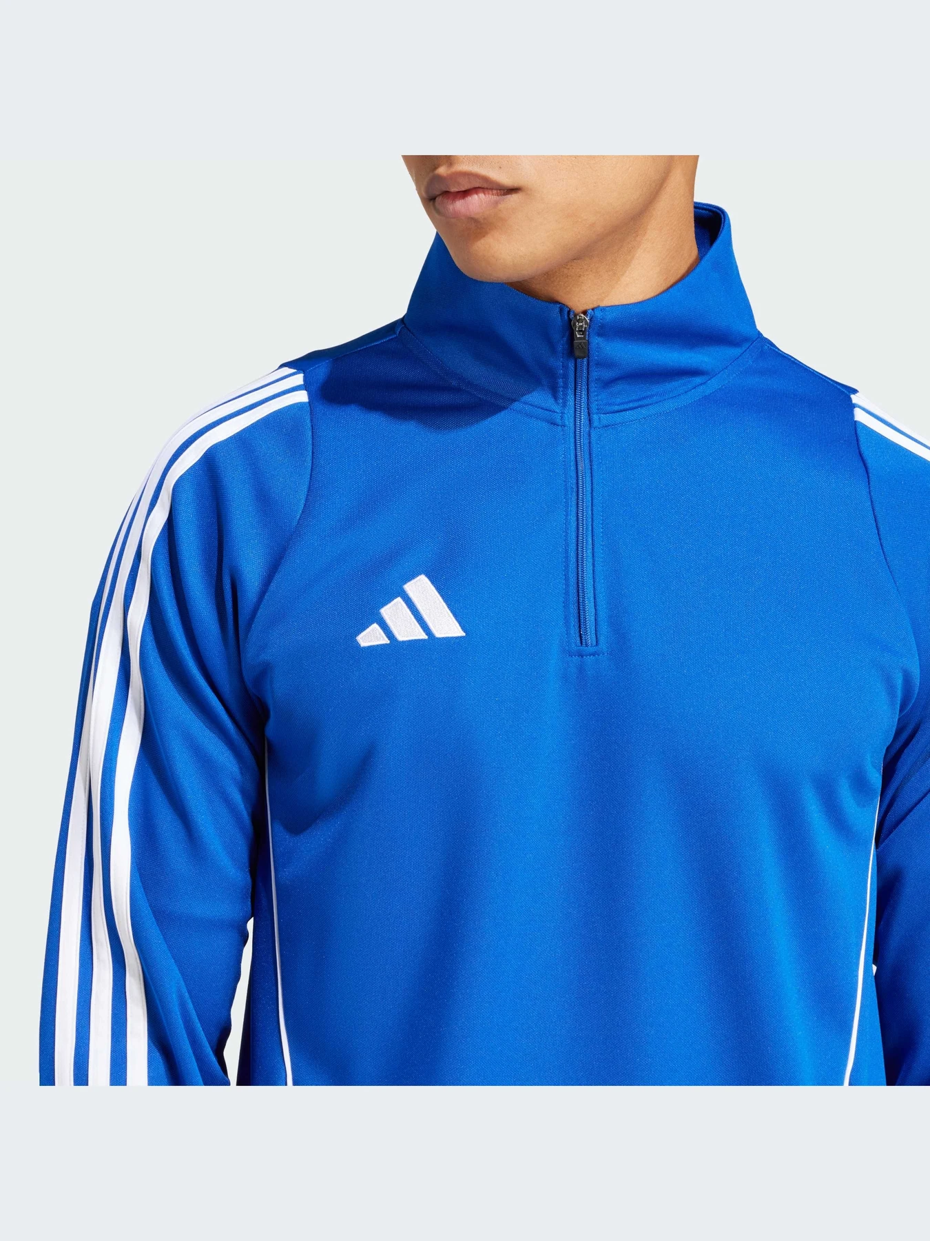 Худи и свитшоты Adidas Tiro модель IS1042-KZ Худи и свитшоты Adidas Tiro модель IS1042-KZ Фото