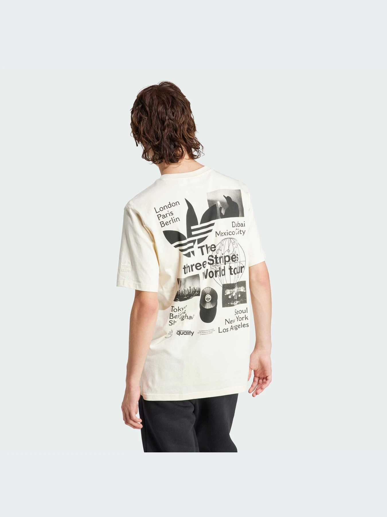 Футболки и поло Adidas Graphics модель IS2902-KZ Футболки и поло Adidas Graphics модель IS2902-KZ Фото