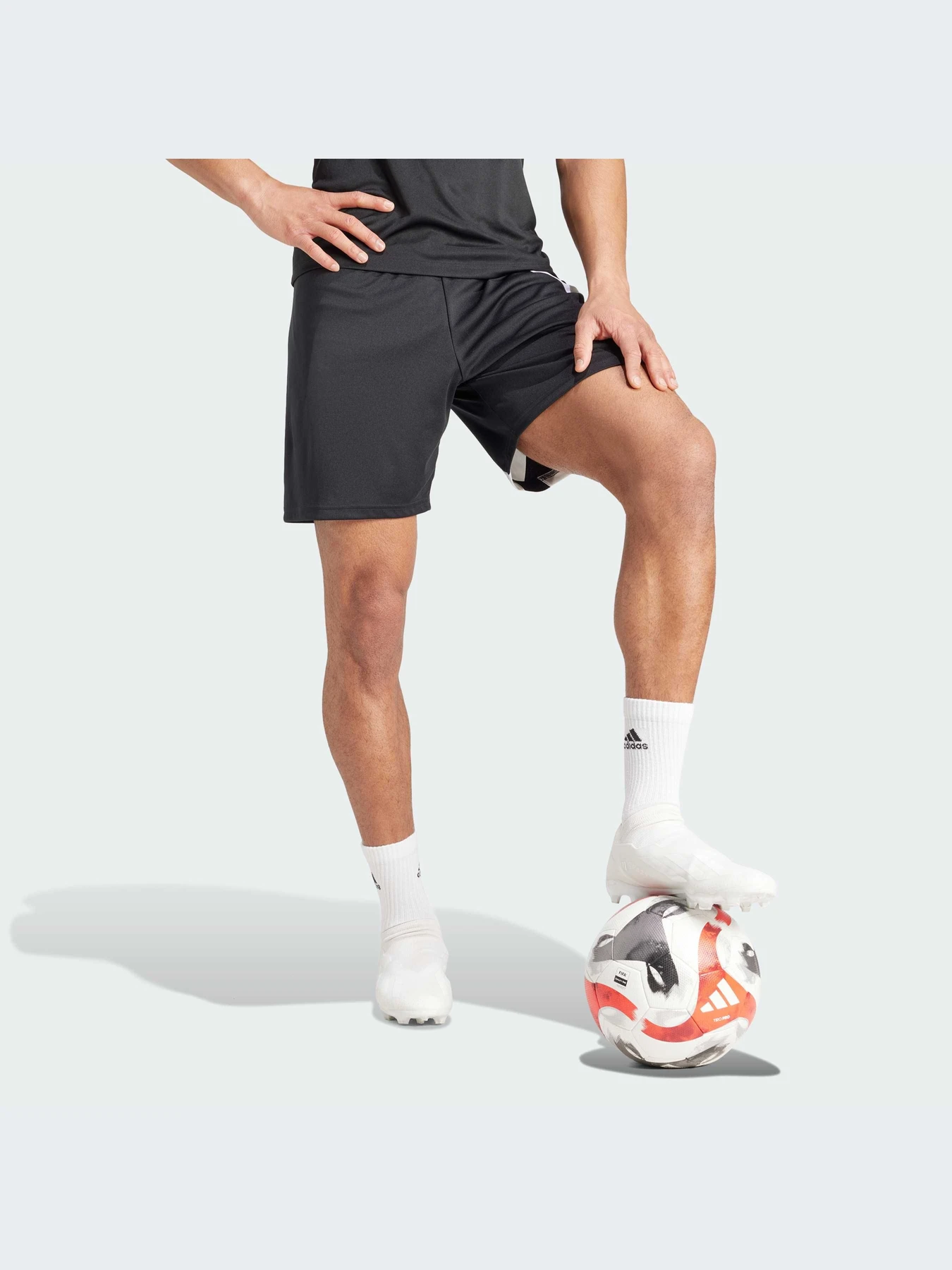 Шорты Adidas модель IK5755-KZ Шорты Adidas модель IK5755-KZ Фото