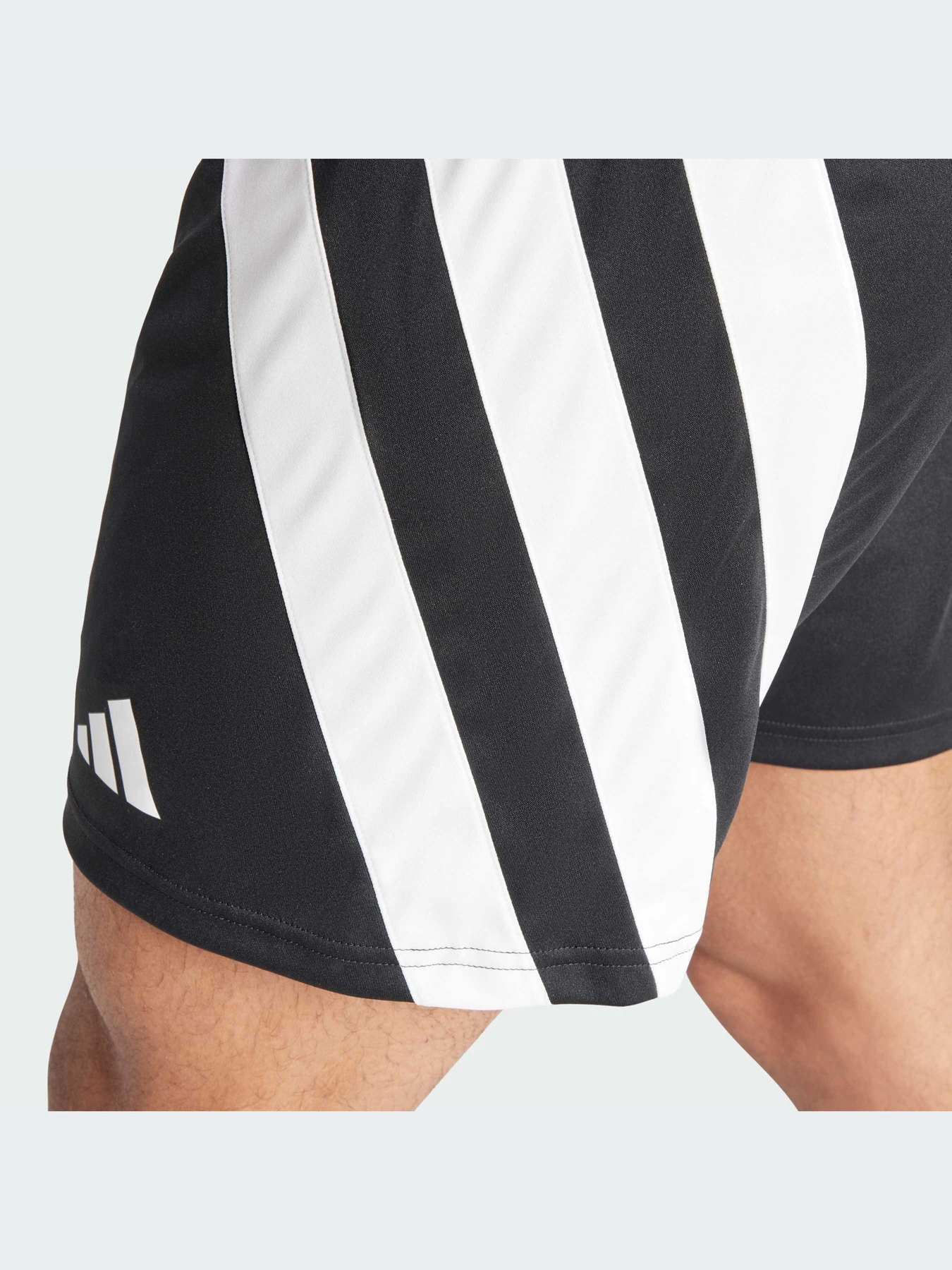 Шорты Adidas модель IK5755-KZ Шорты Adidas модель IK5755-KZ Фото