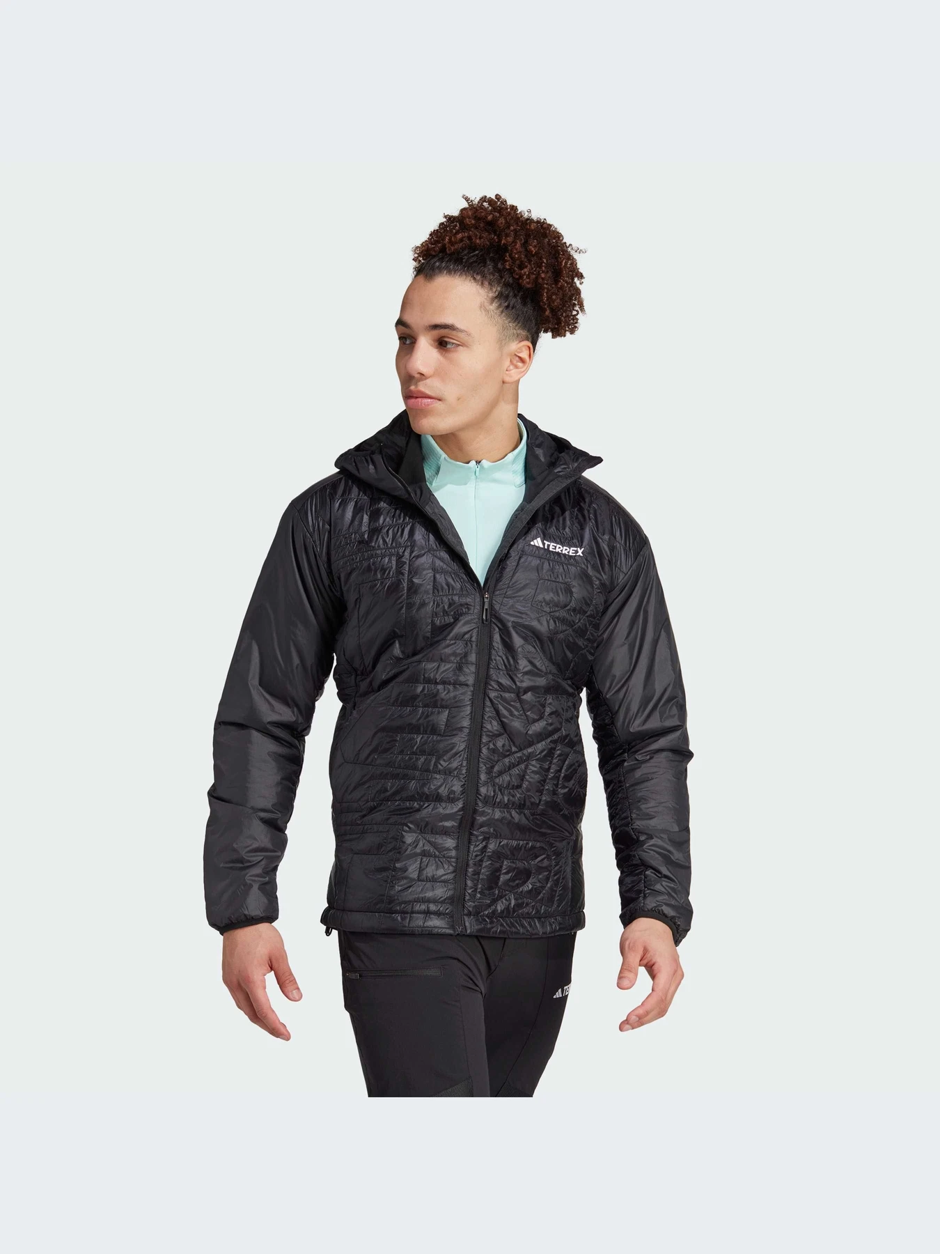 Куртки и дубленки Adidas модель IB4233-KZ Куртки и дубленки Adidas модель IB4233-KZ Фото