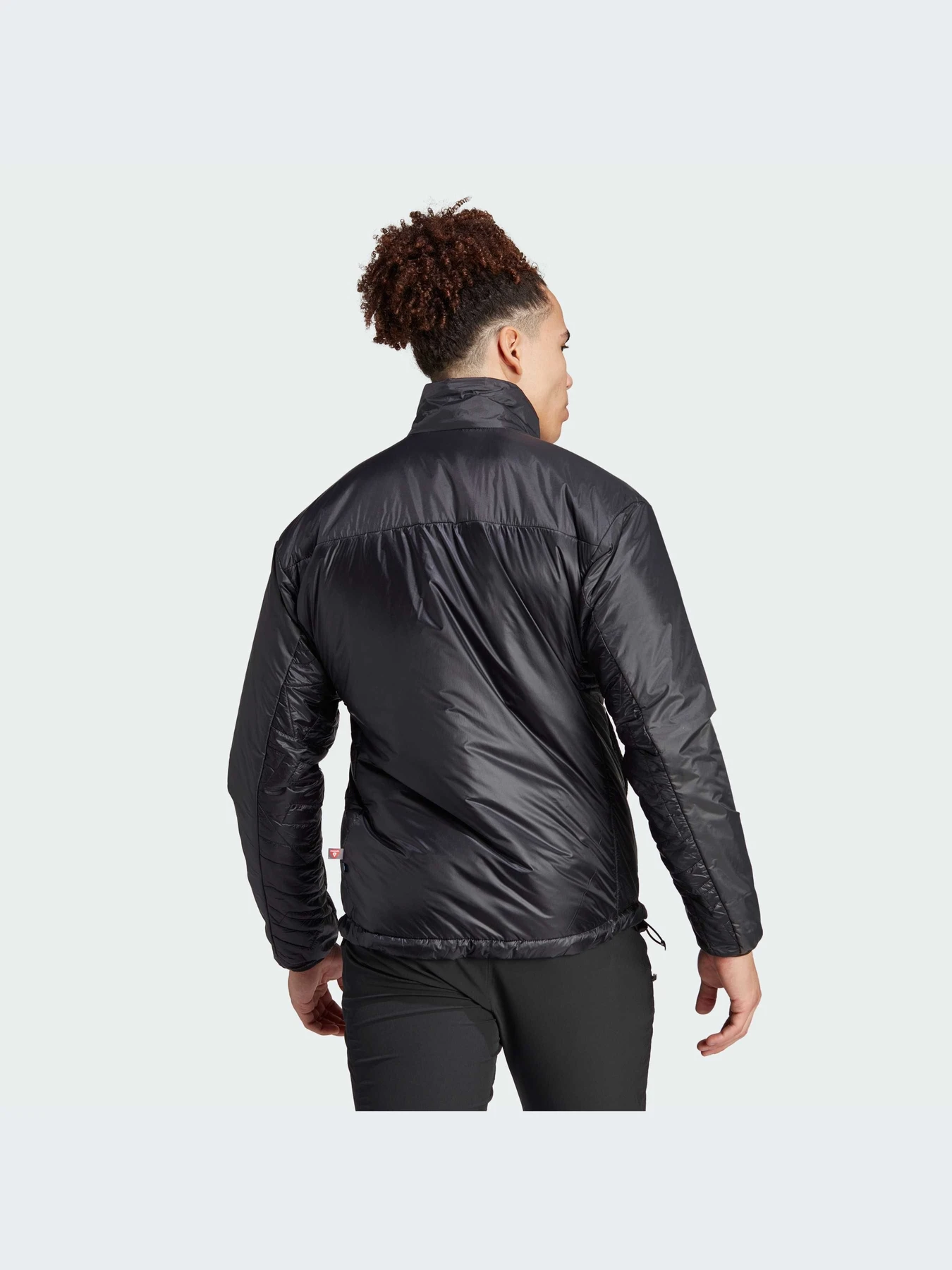 Куртки и дубленки Adidas модель IB4237-KZ Куртки и дубленки Adidas модель IB4237-KZ Фото