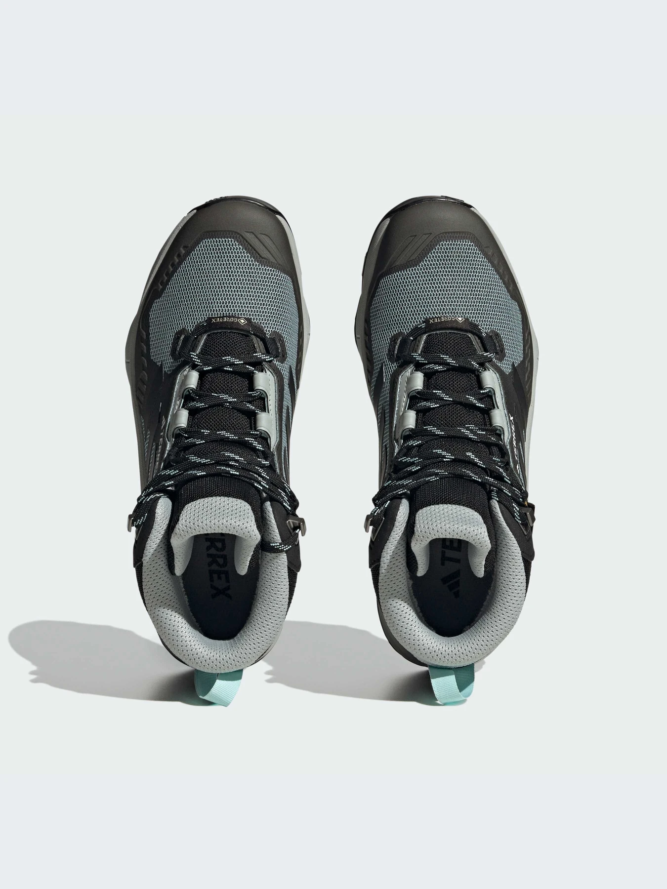 Ботинки и сапоги Adidas модель IF2401-KZ Ботинки и сапоги Adidas модель IF2401-KZ Фото