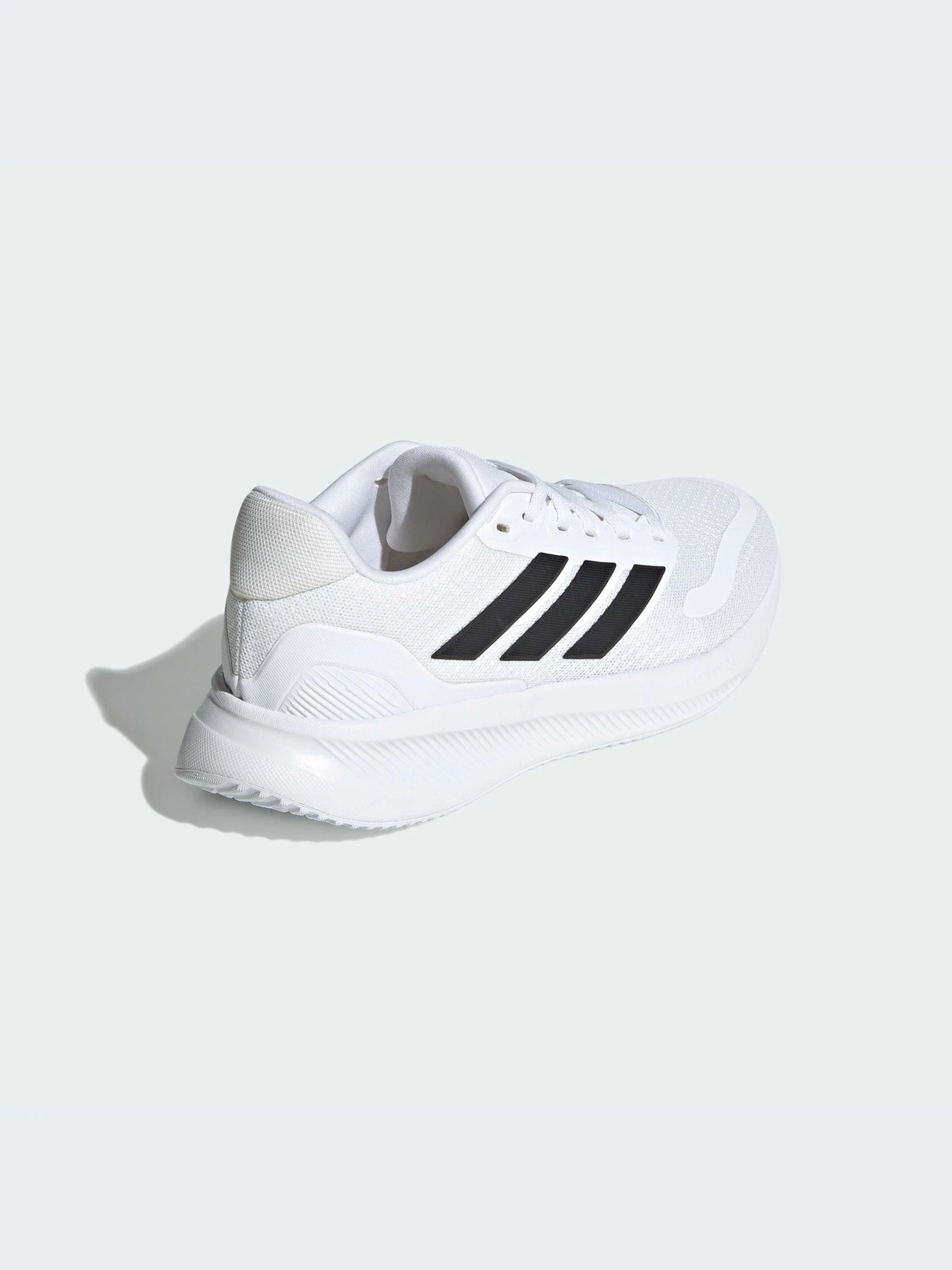 Кроссовки Adidas модель IE8593-KZ Кроссовки Adidas модель IE8593-KZ Фото
