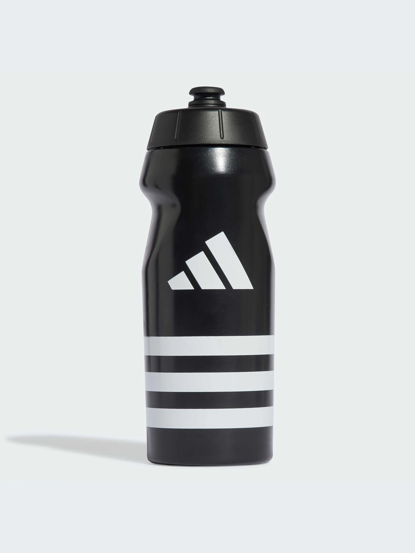 Бутылки Adidas Tiro модель IW4617-KZ Бутылки Adidas Tiro модель IW4617-KZ Фото