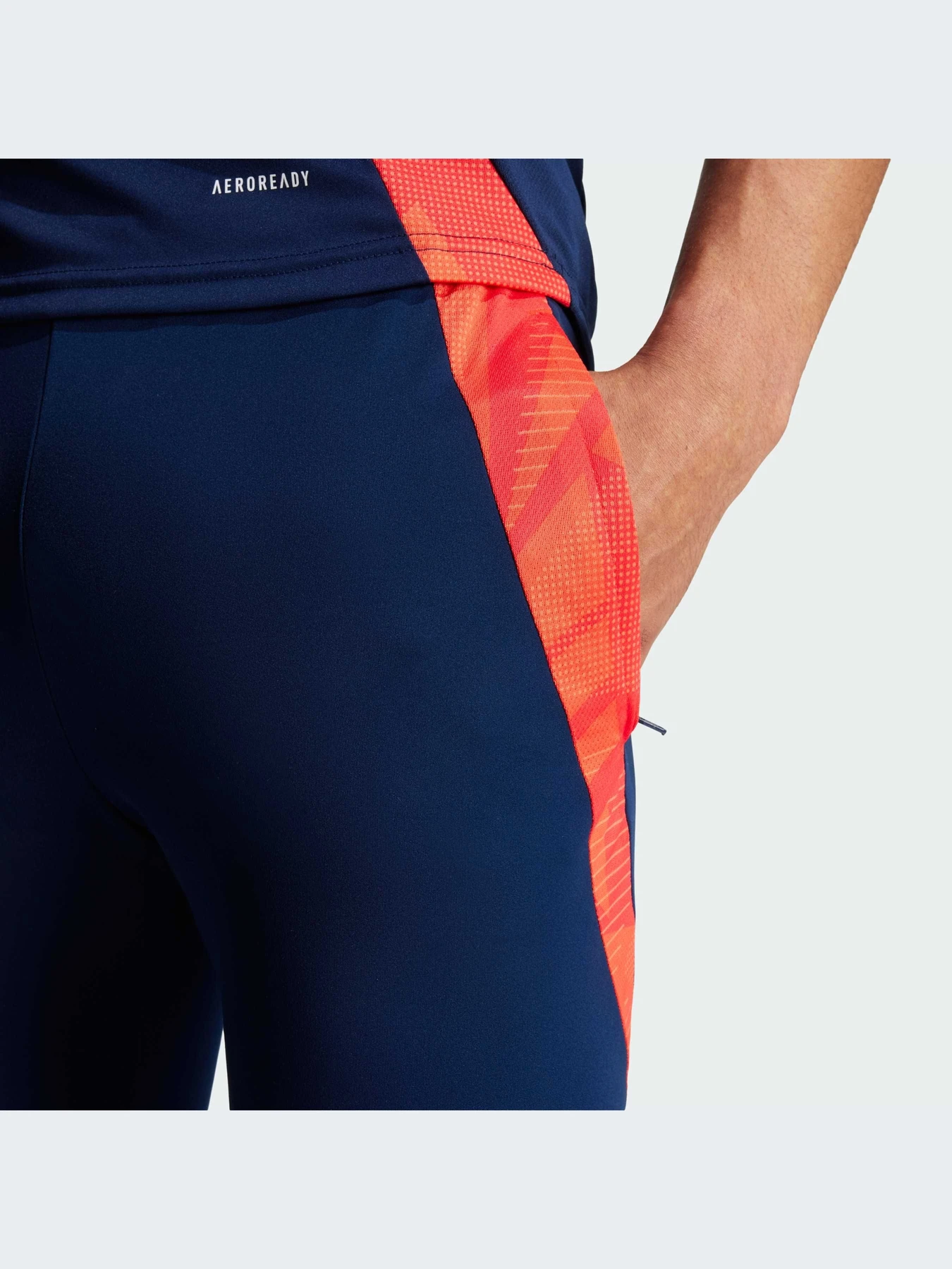 Брюки Adidas Tiro модель IT2012-KZ Брюки Adidas Tiro модель IT2012-KZ Фото