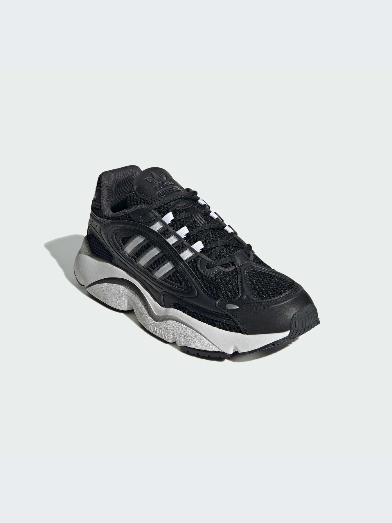 Кроссовки Adidas Ozweego модель IF9593-KZ Фото