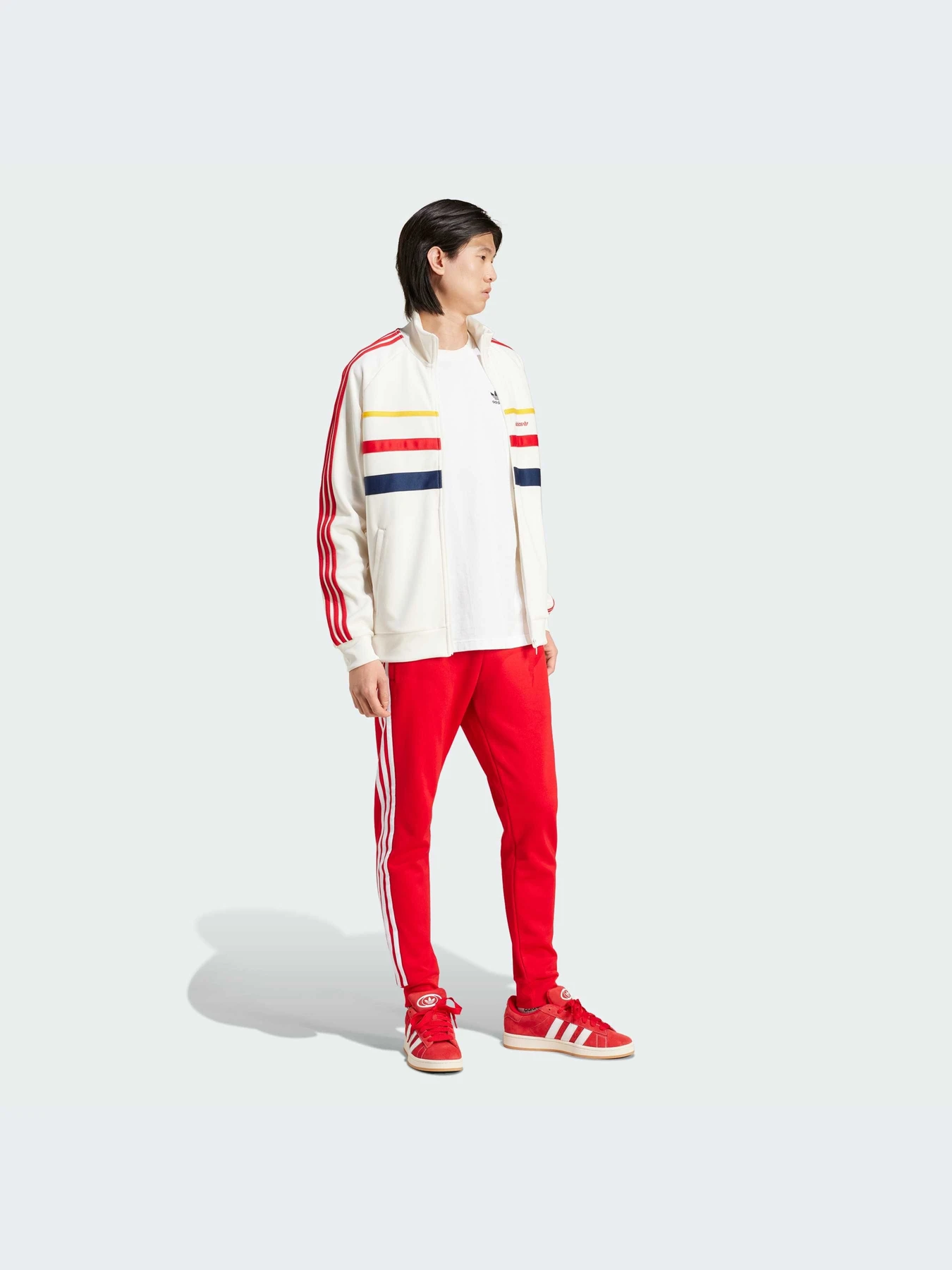 Худи и свитшоты Adidas модель IW3233-KZ Худи и свитшоты Adidas модель IW3233-KZ Фото