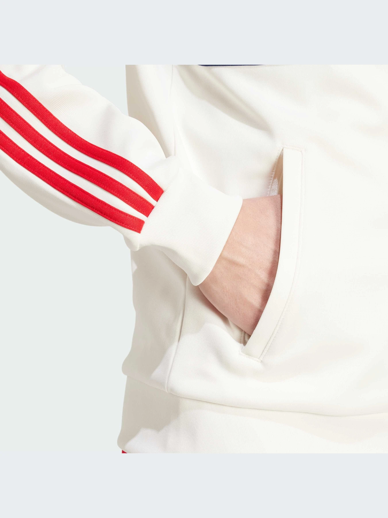 Худи и свитшоты Adidas модель IW3233-KZ Худи и свитшоты Adidas модель IW3233-KZ Фото